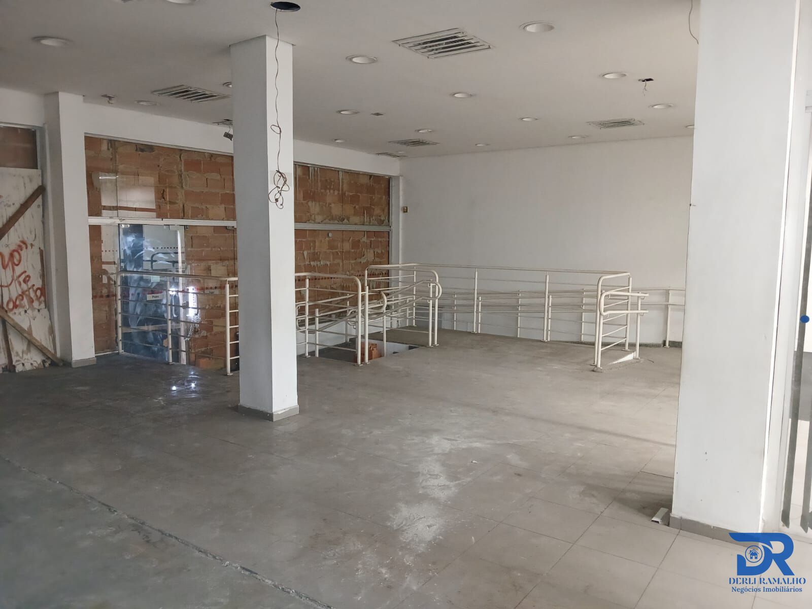 Prédio Inteiro para alugar, 600m² - Foto 15