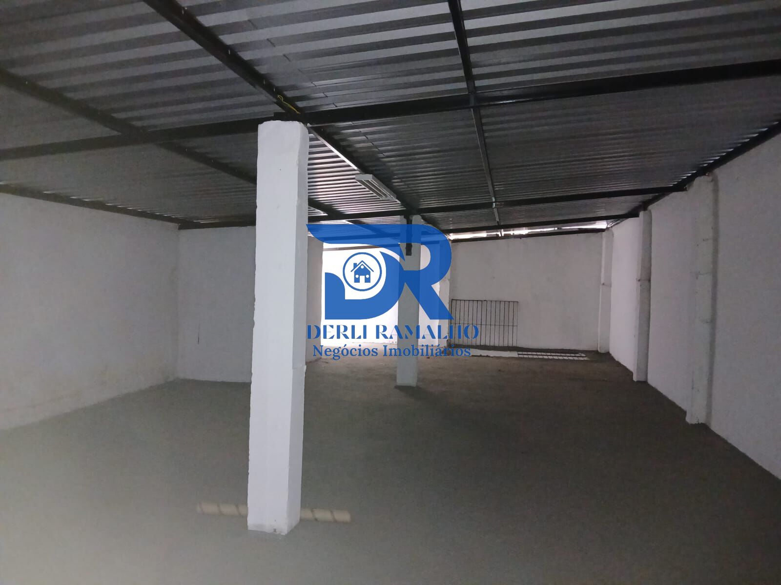 Prédio Inteiro para alugar, 600m² - Foto 36