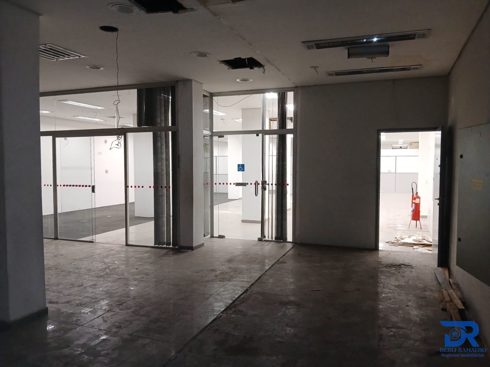 Prédio Inteiro para alugar, 600m² - Foto 12