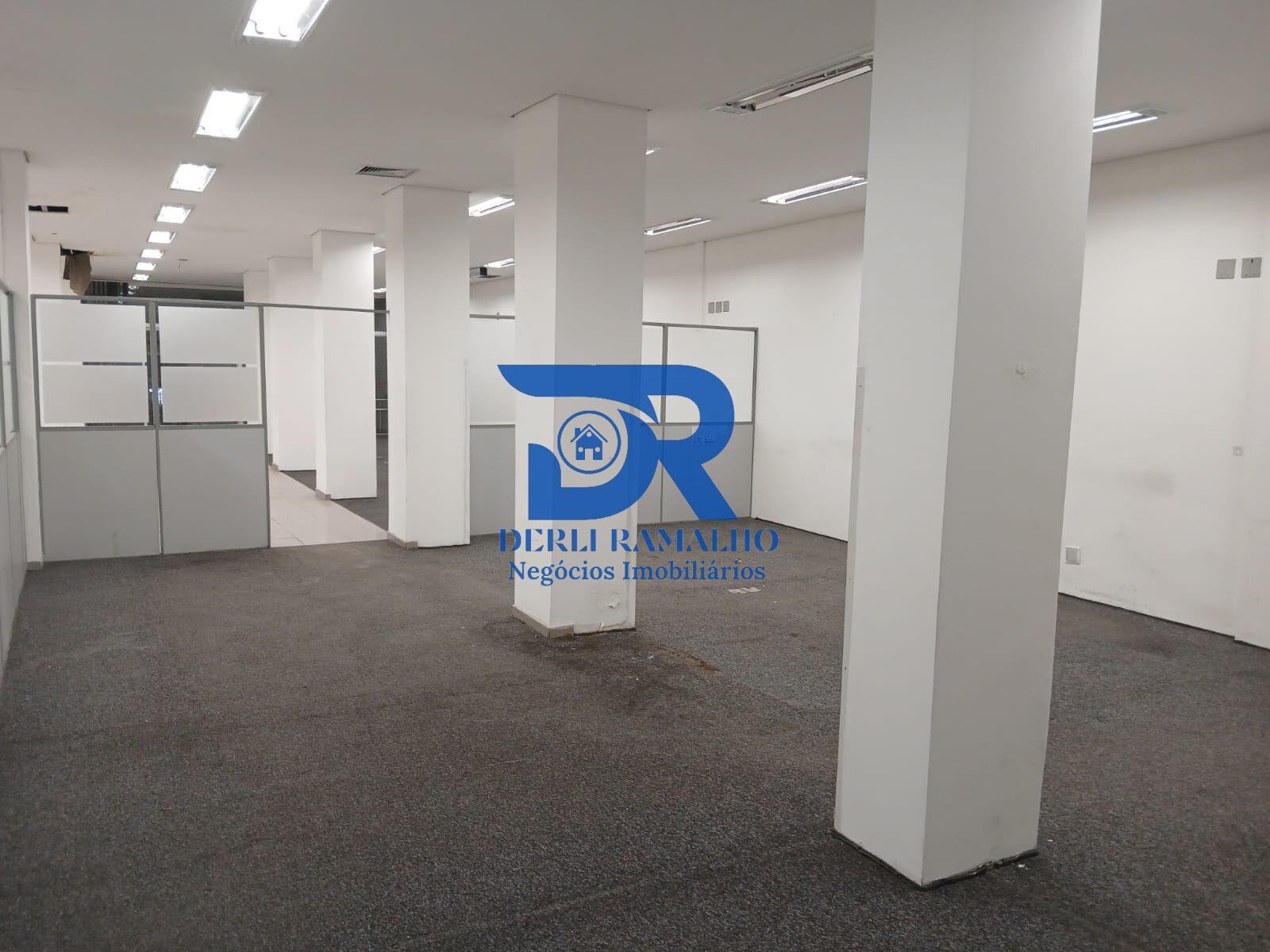 Prédio Inteiro para alugar, 600m² - Foto 4