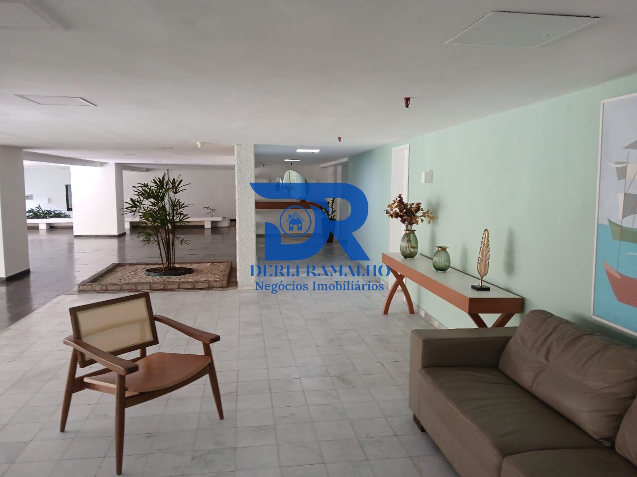 Apartamento à venda com 3 quartos, 119m² - Foto 2