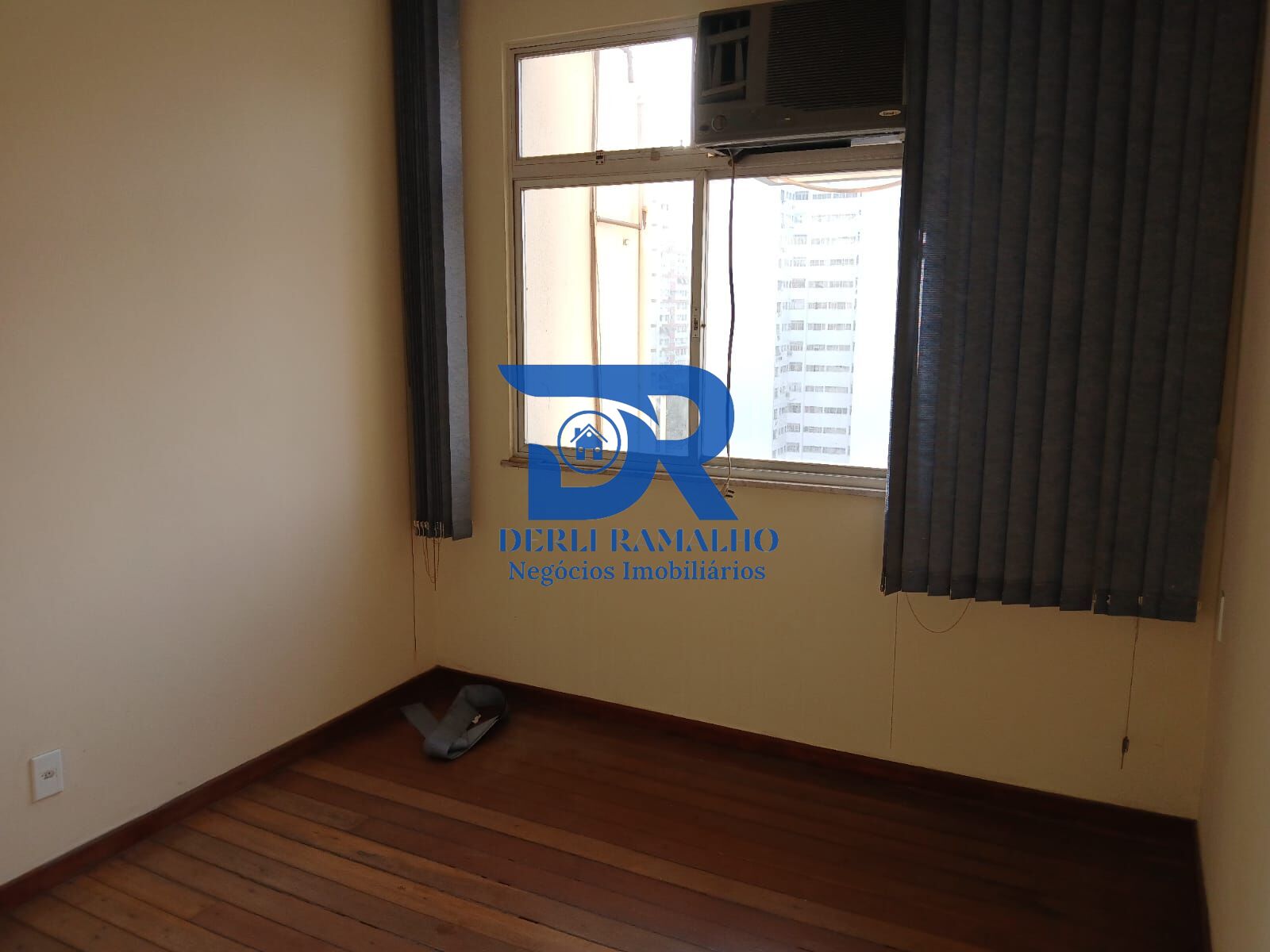 Apartamento à venda com 3 quartos, 119m² - Foto 31