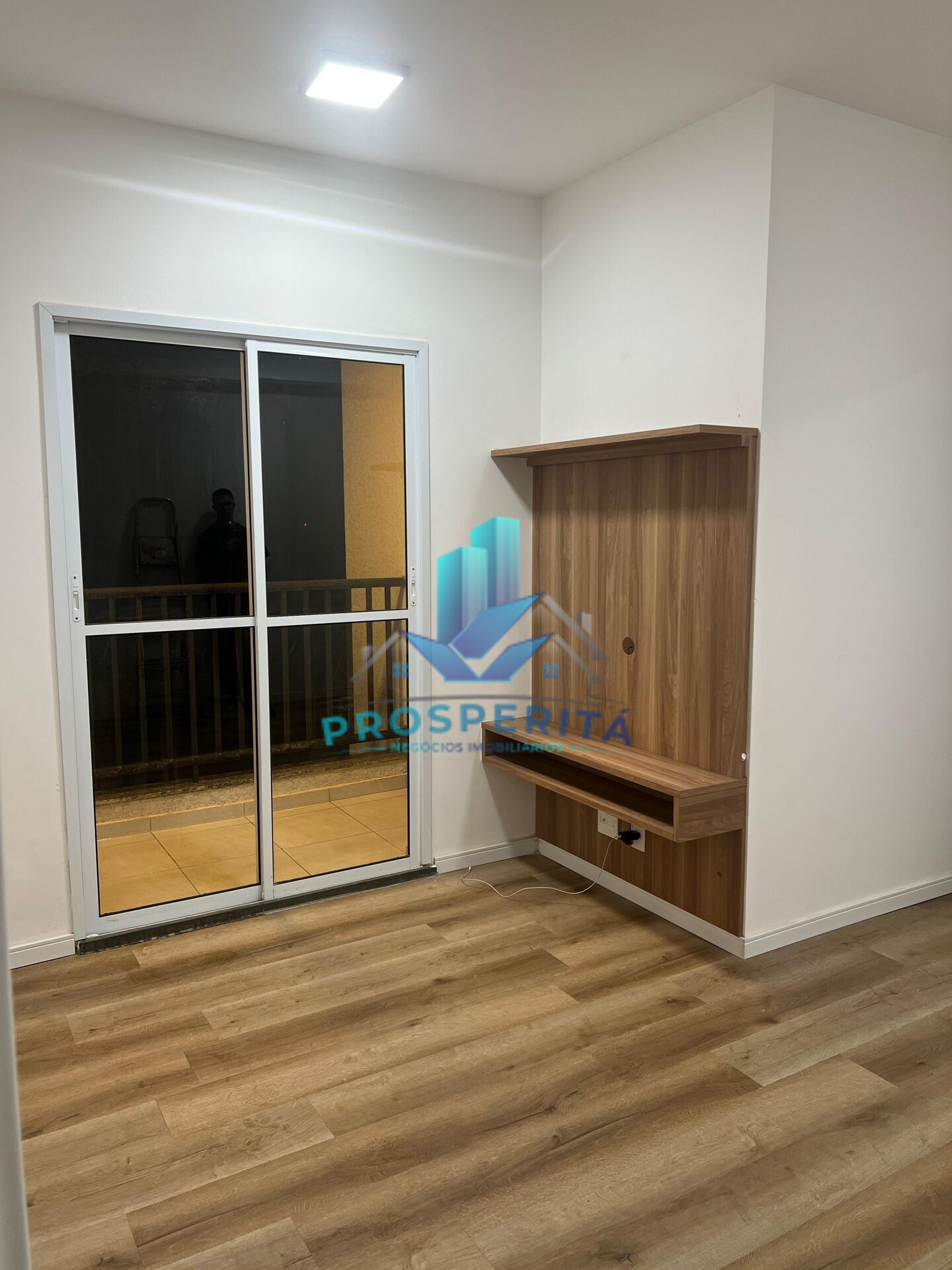 Apartamento para alugar com 2 quartos, 50m² - Foto 5