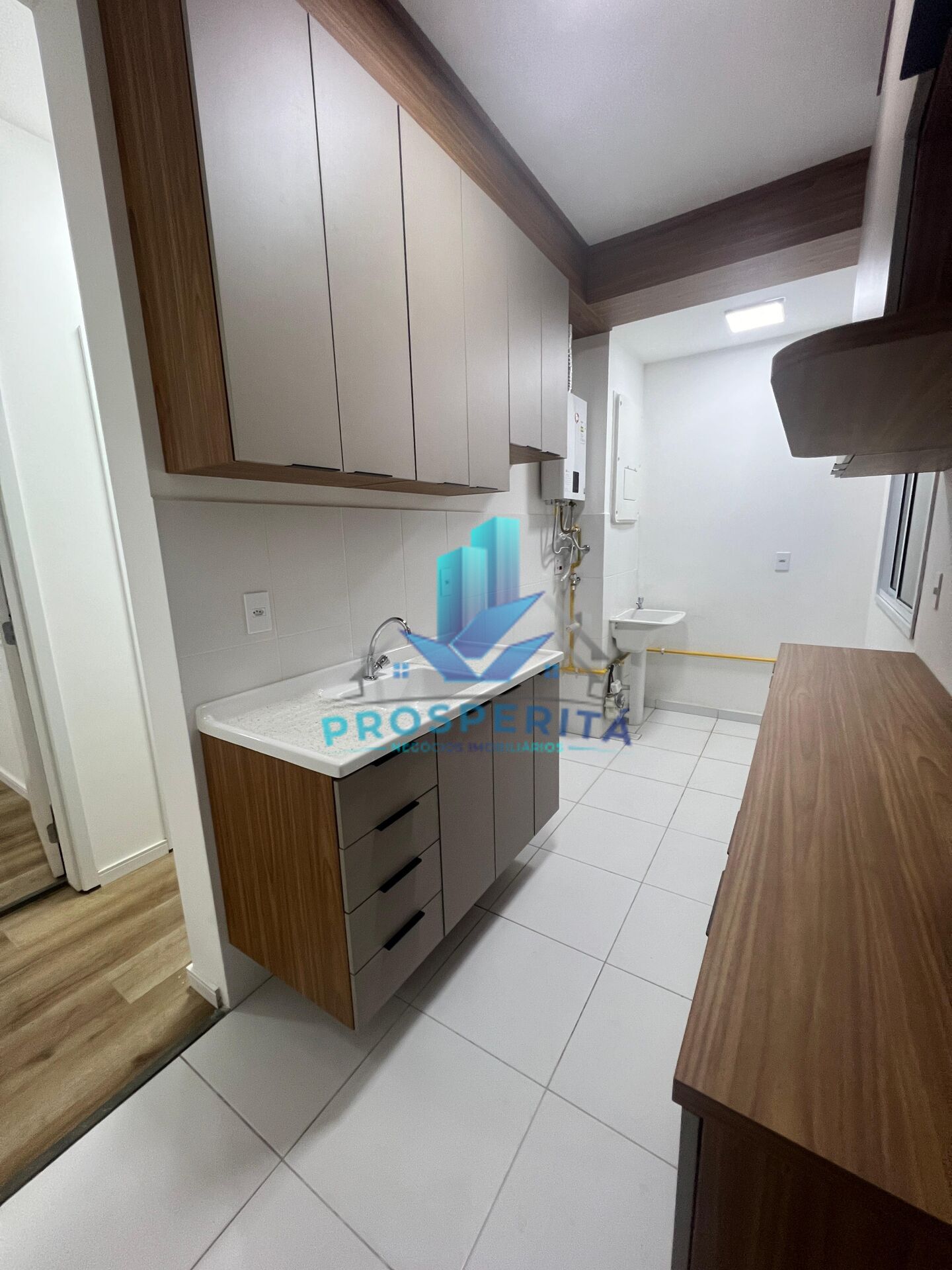 Apartamento para alugar com 2 quartos, 50m² - Foto 11