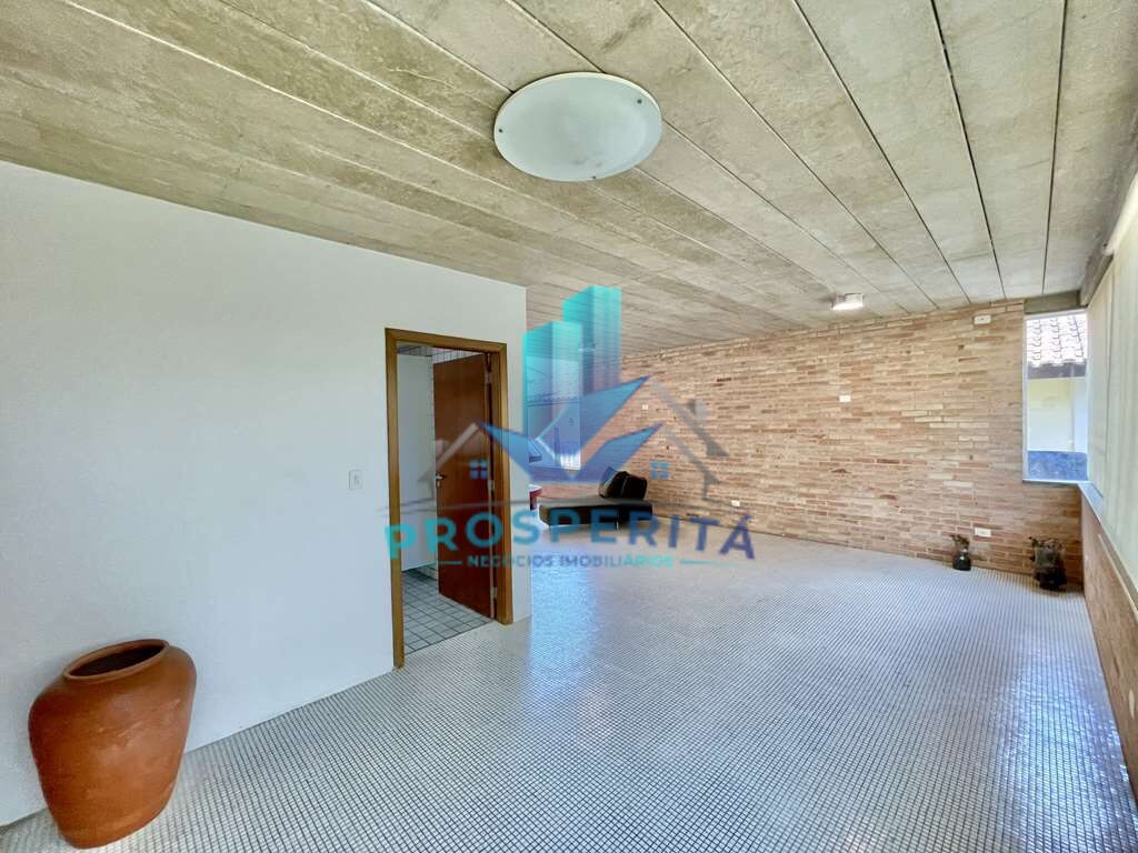 Casa de Condomínio para alugar com 4 quartos, 350m² - Foto 10