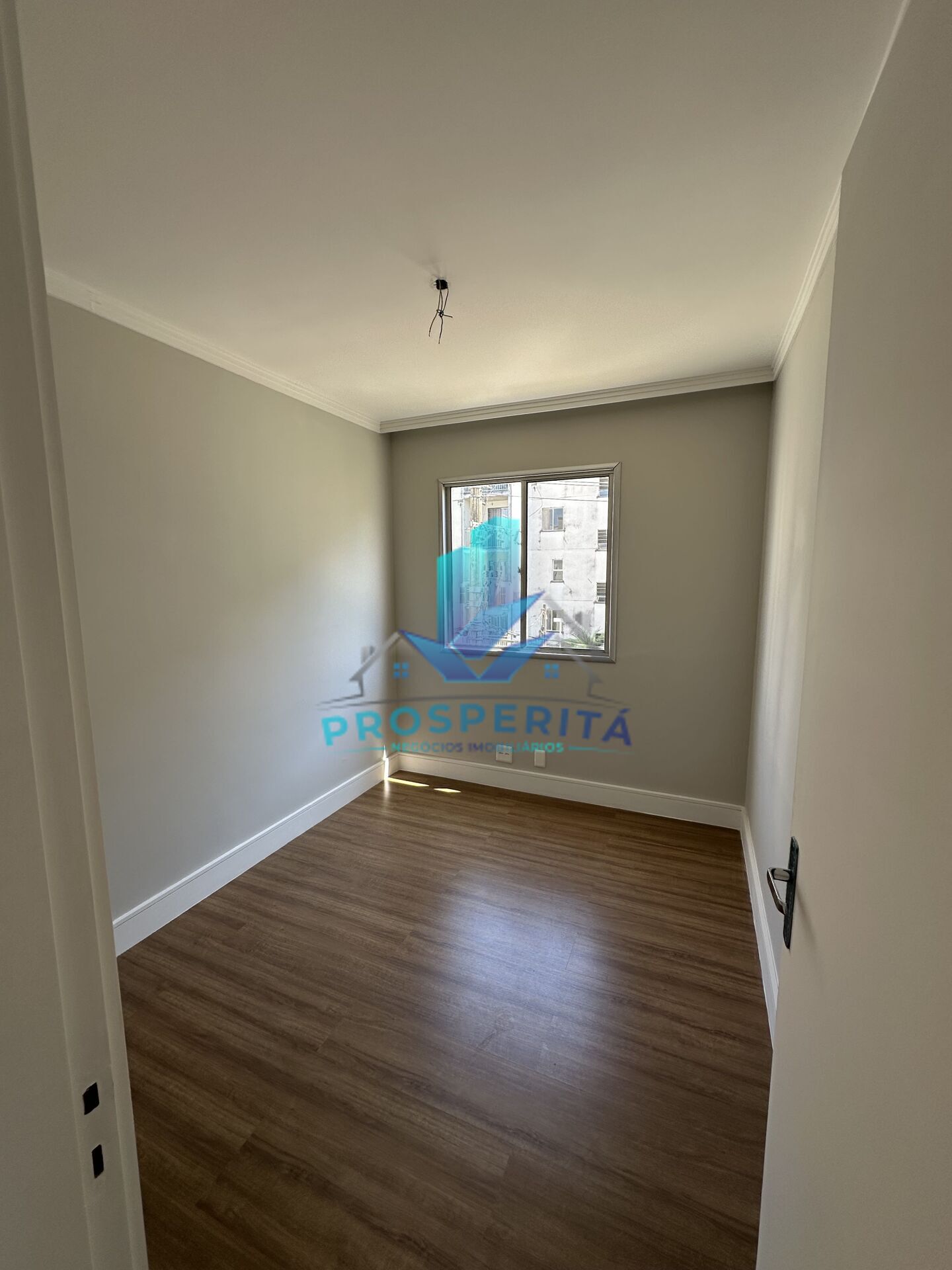 Apartamento à venda com 2 quartos, 64m² - Foto 7