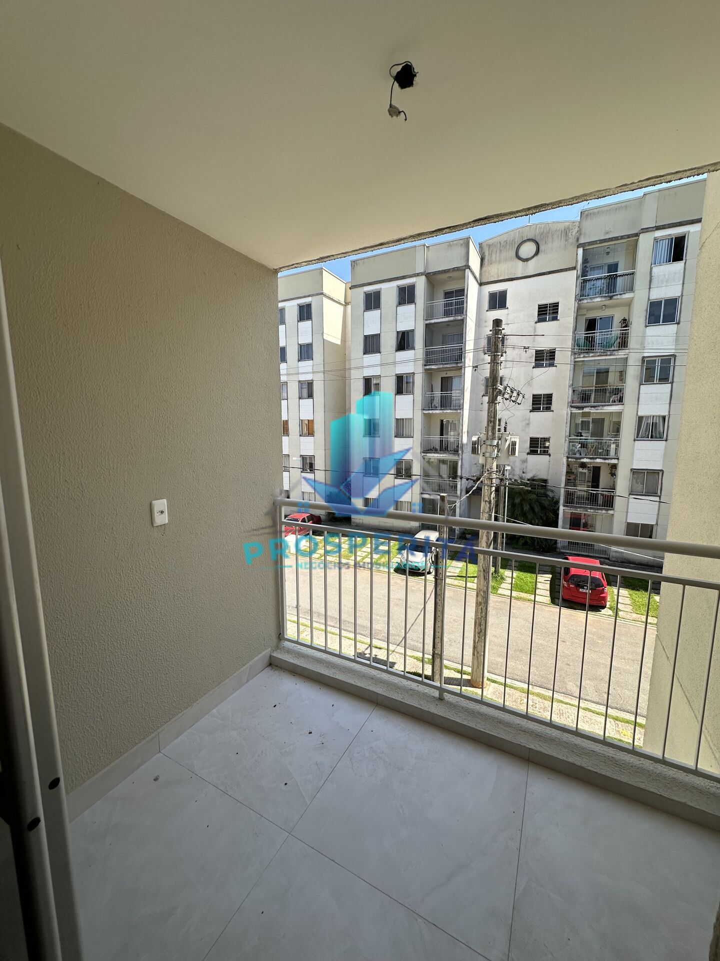 Apartamento à venda com 2 quartos, 64m² - Foto 4