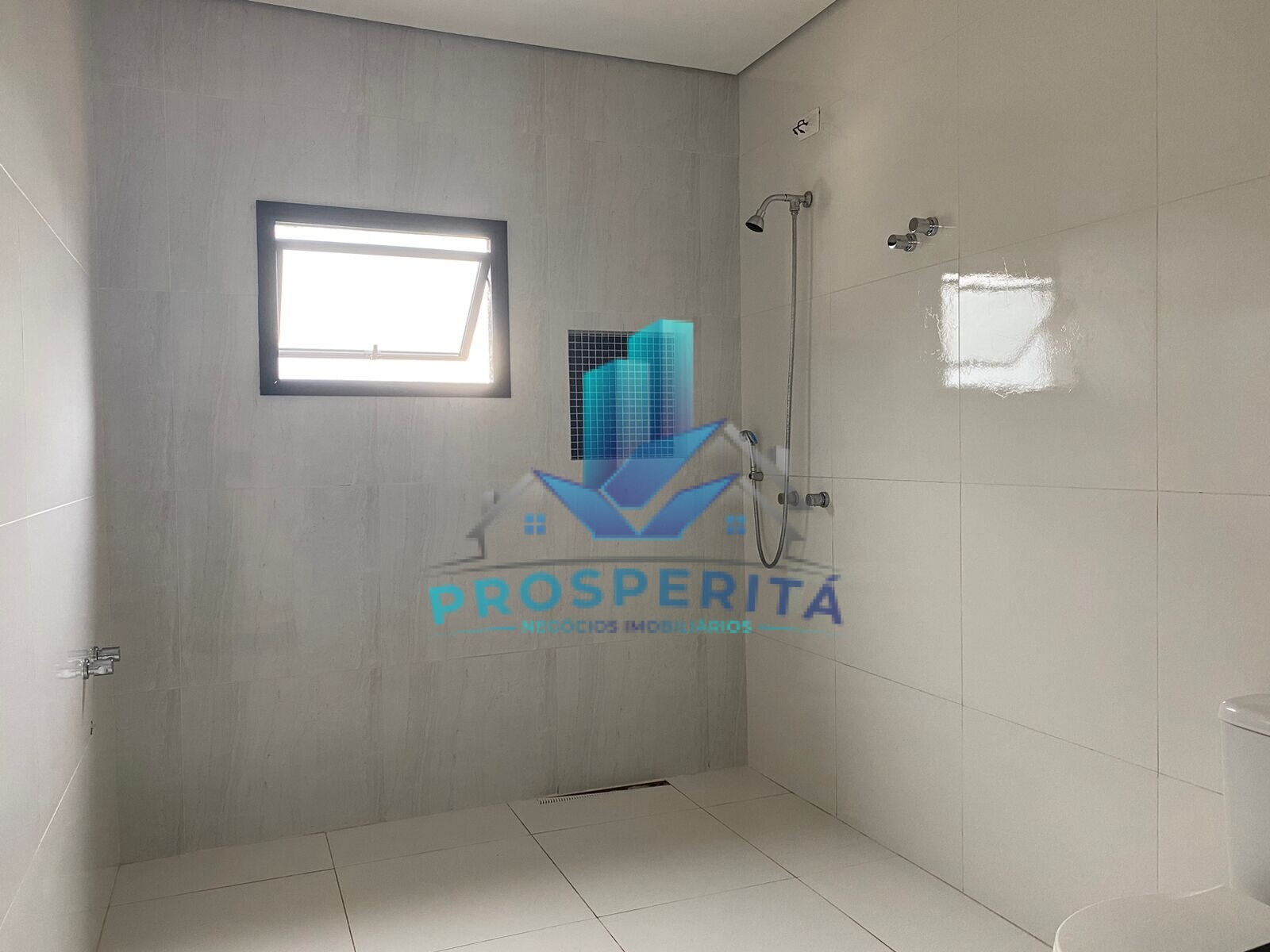 Casa à venda com 4 quartos, 450m² - Foto 15