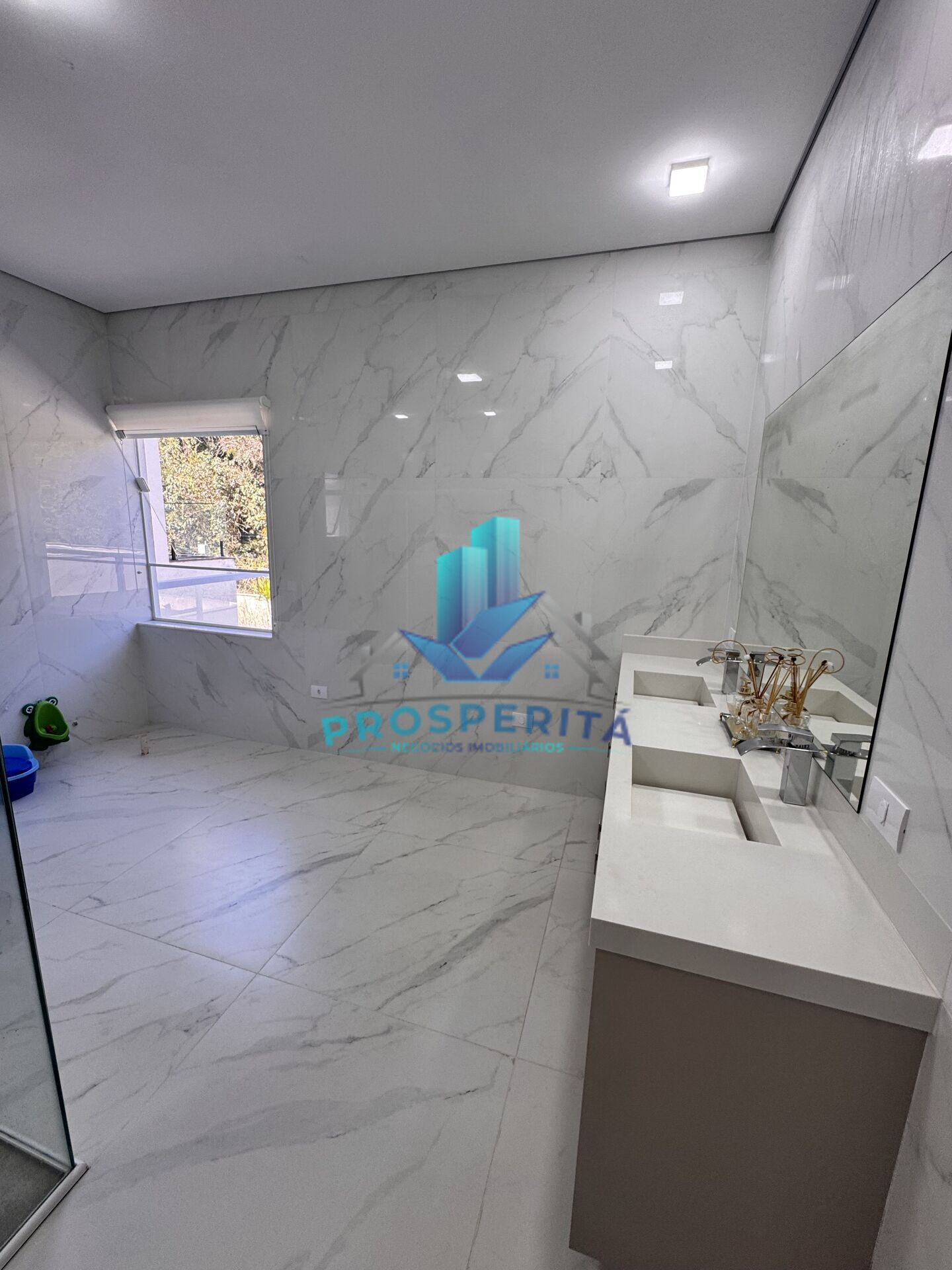 Casa à venda com 3 quartos, 256m² - Foto 45