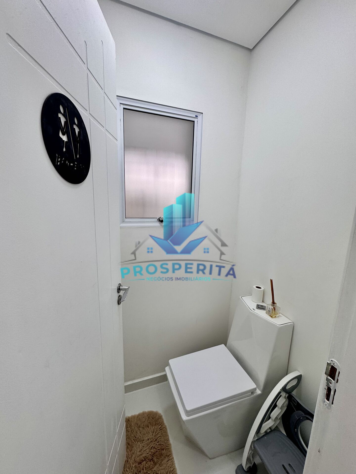 Casa à venda com 3 quartos, 256m² - Foto 8