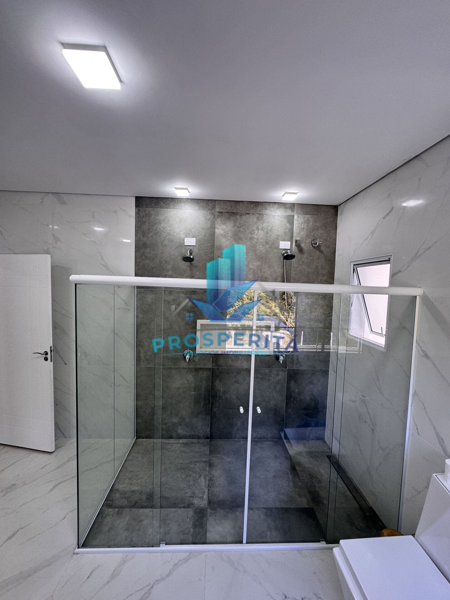 Casa à venda com 3 quartos, 256m² - Foto 47