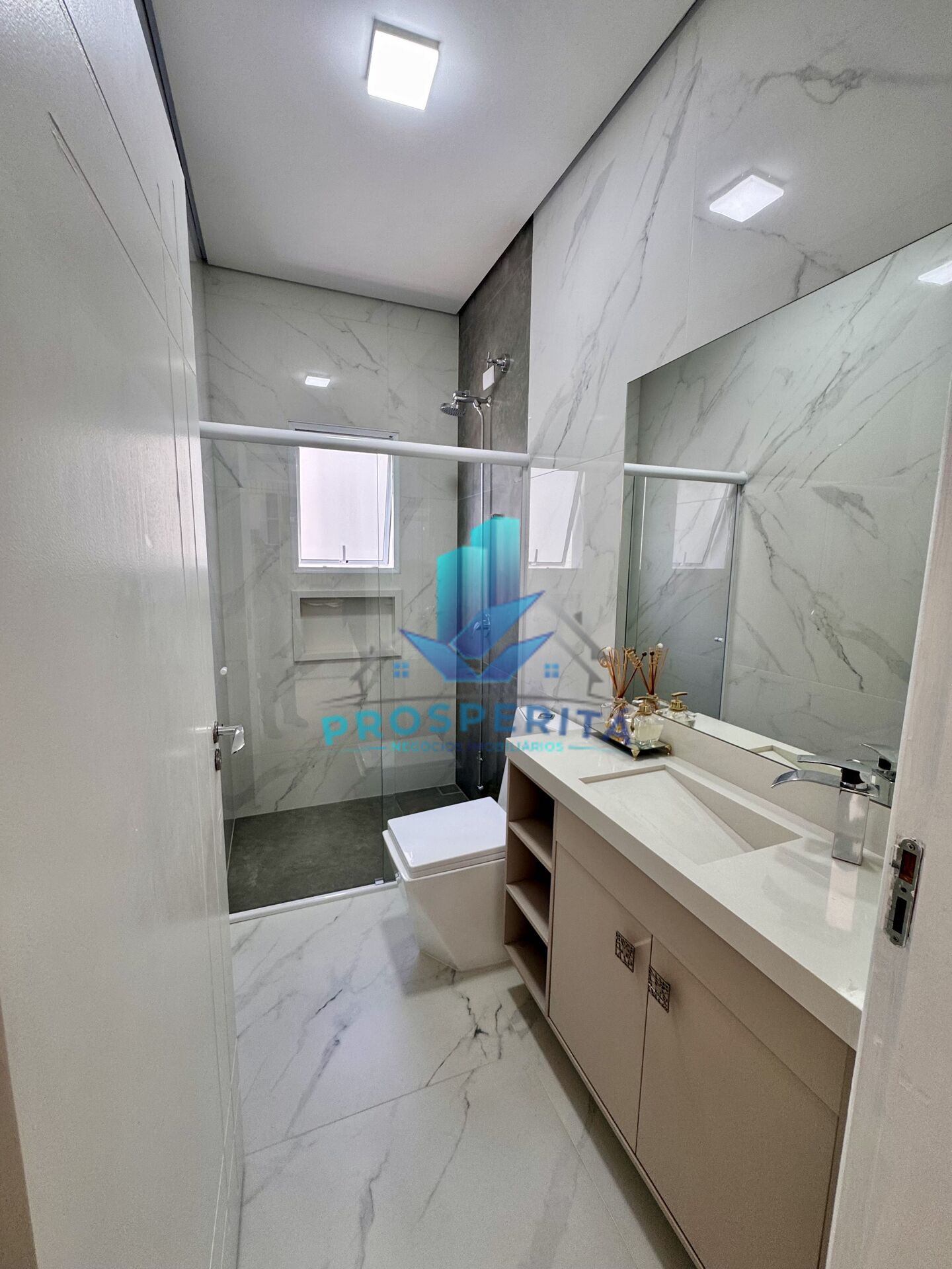 Casa à venda com 3 quartos, 256m² - Foto 32