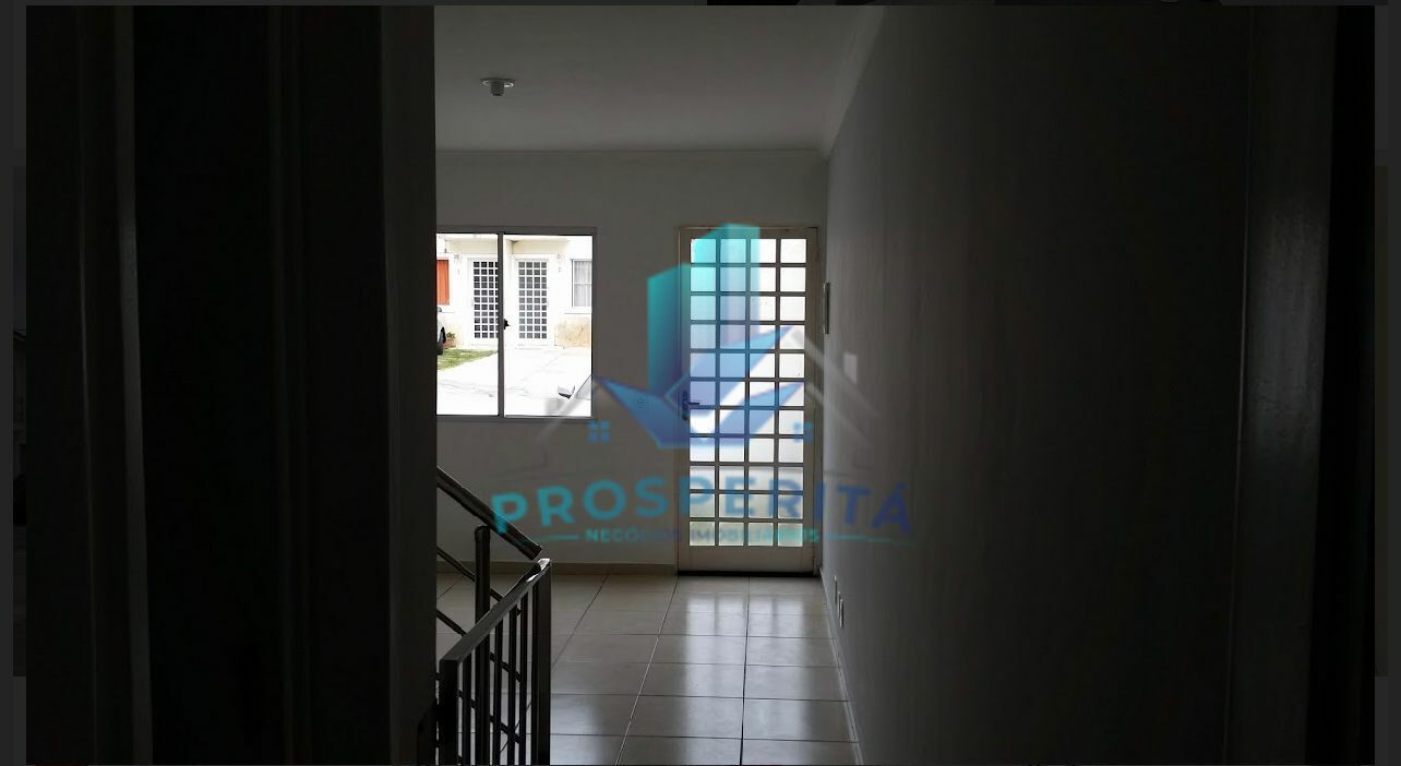 Casa de Condomínio à venda com 2 quartos, 70m² - Foto 3