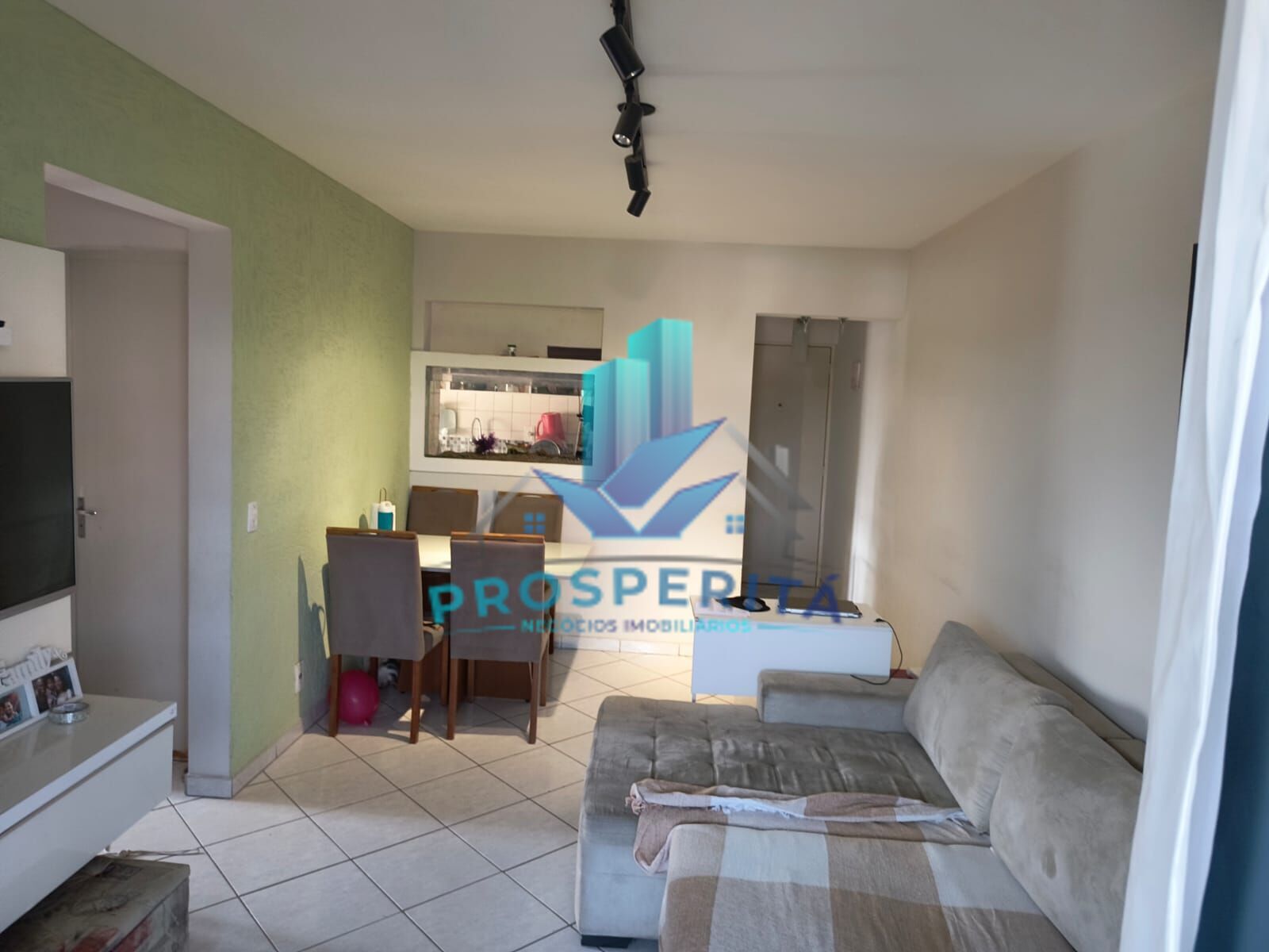 Apartamento à venda com 2 quartos, 64m² - Foto 4