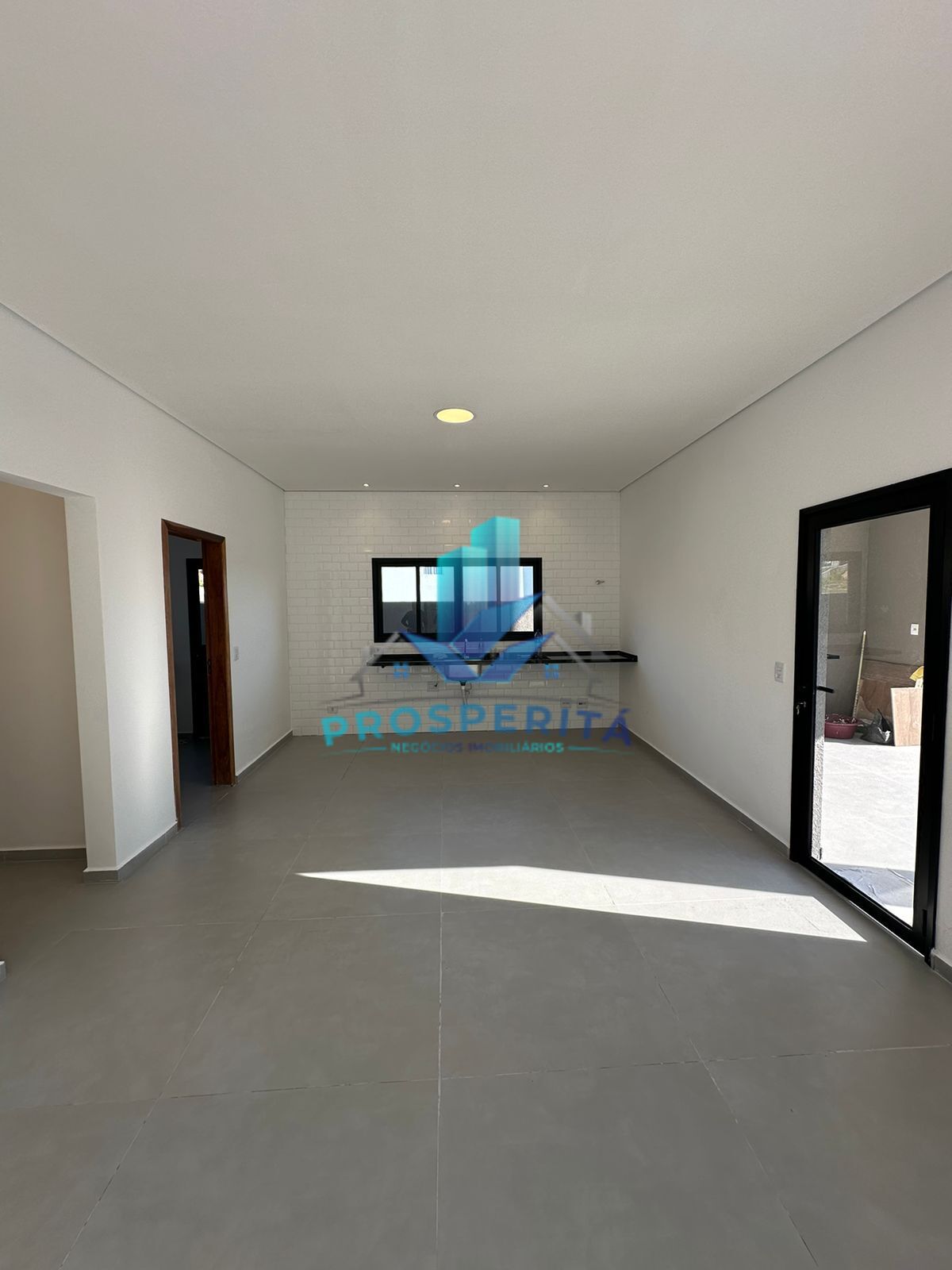 Casa à venda com 3 quartos, 255m² - Foto 3