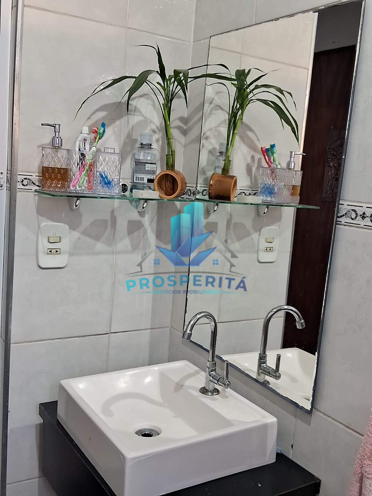 Apartamento à venda com 2 quartos, 70m² - Foto 11