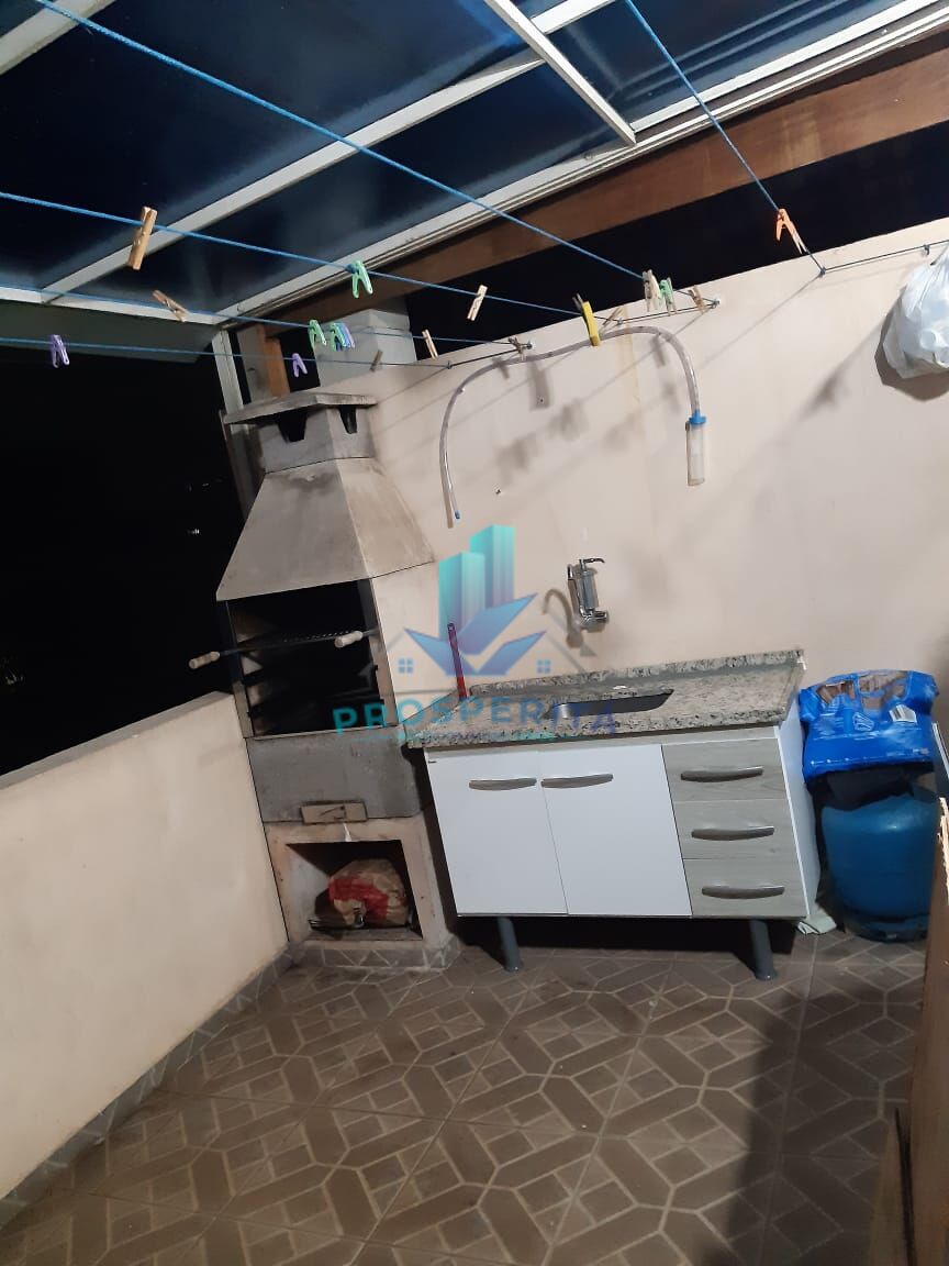 Sobrado à venda com 2 quartos, 78m² - Foto 3