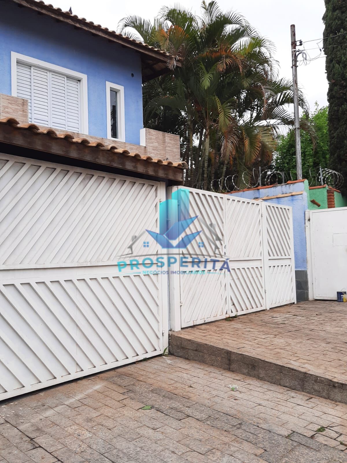 Sobrado, 6 quartos, 297 m² - Foto 1