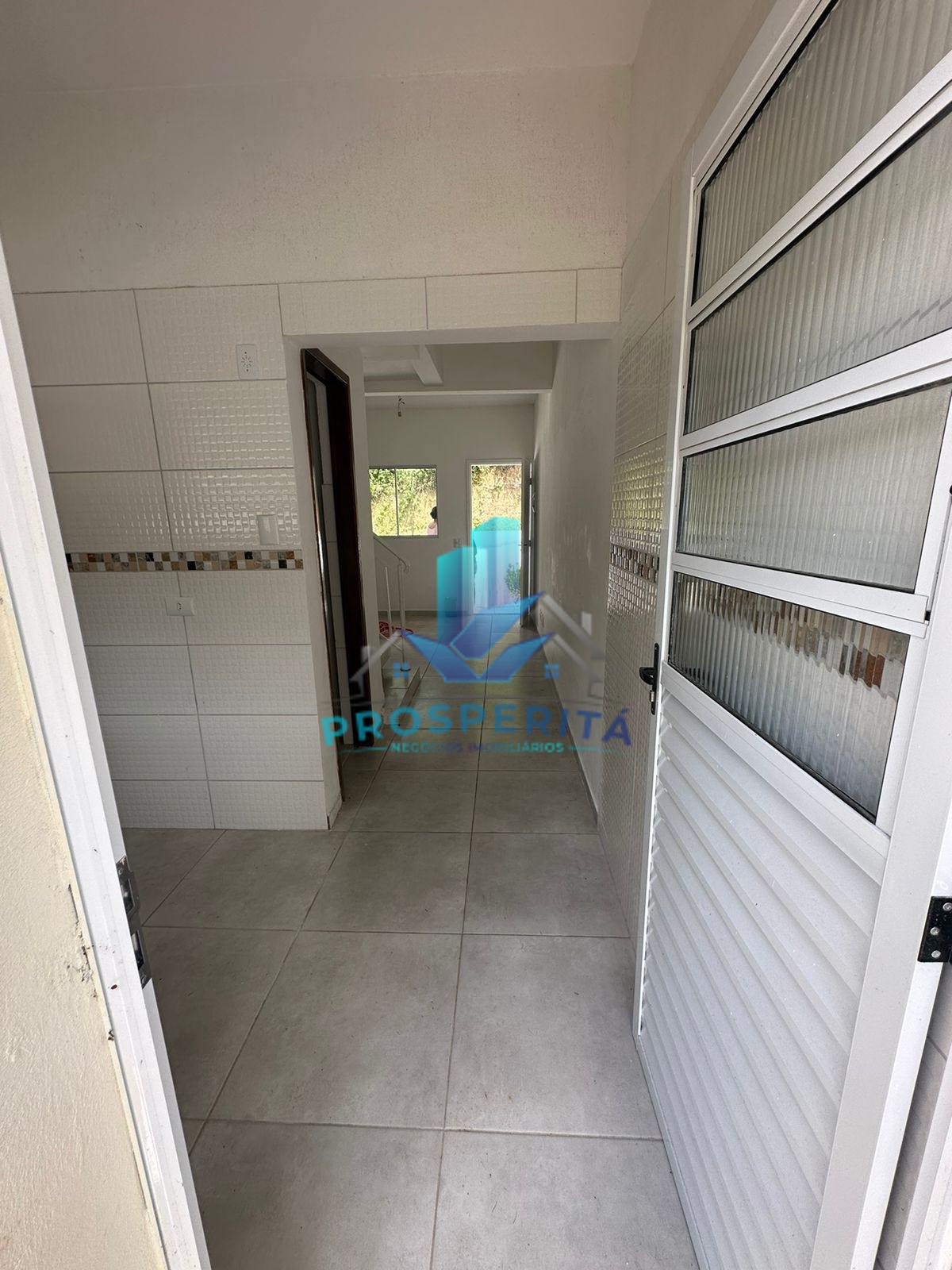 Sobrado para alugar com 2 quartos, 60m² - Foto 10