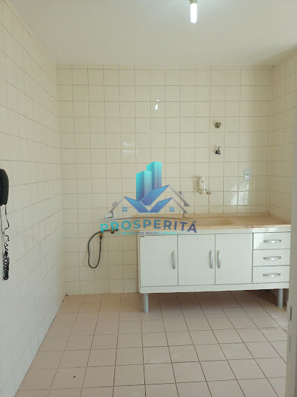 Apartamento para alugar com 2 quartos, 50m² - Foto 8