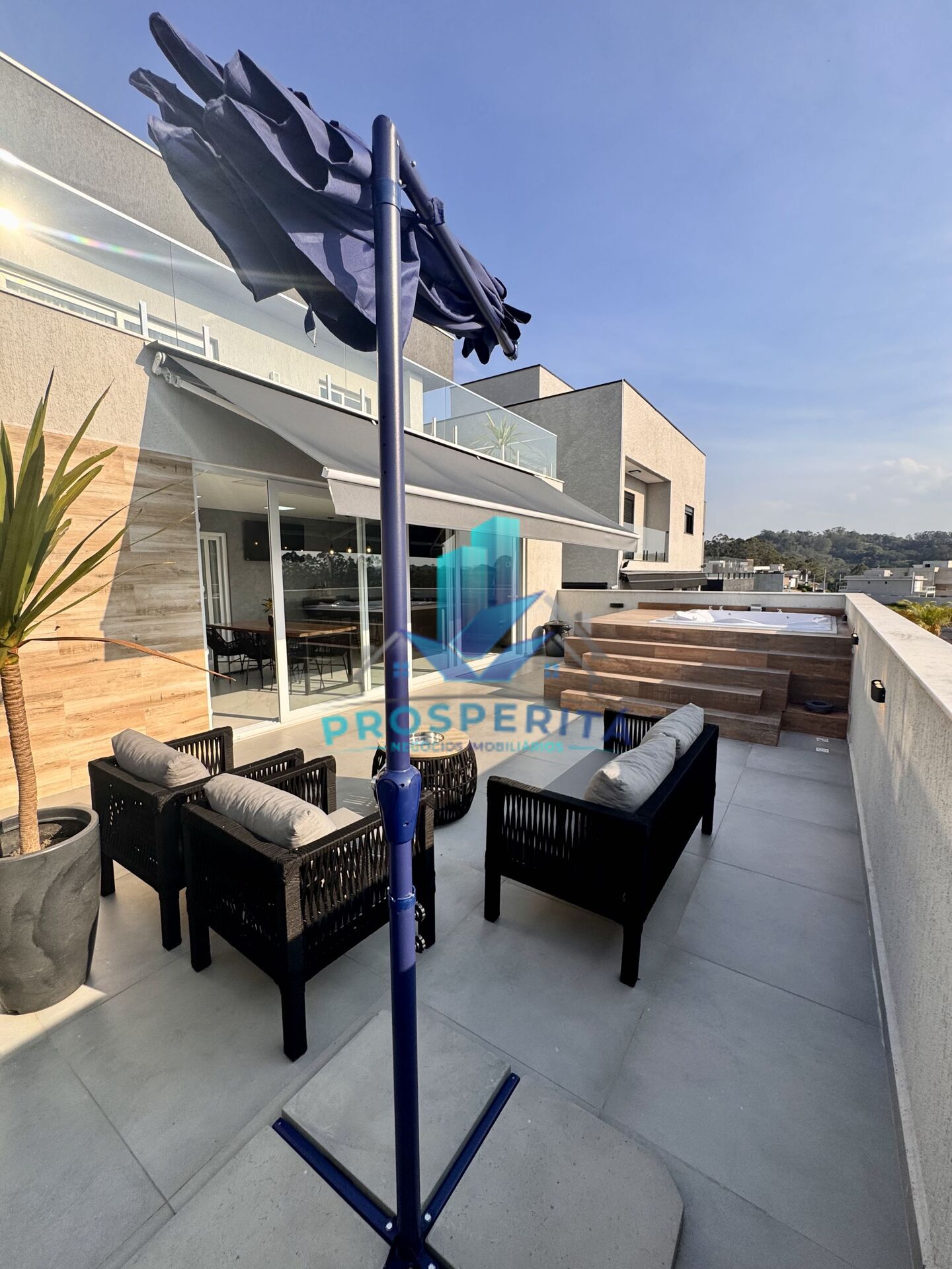 Casa à venda com 4 quartos, 242m² - Foto 25