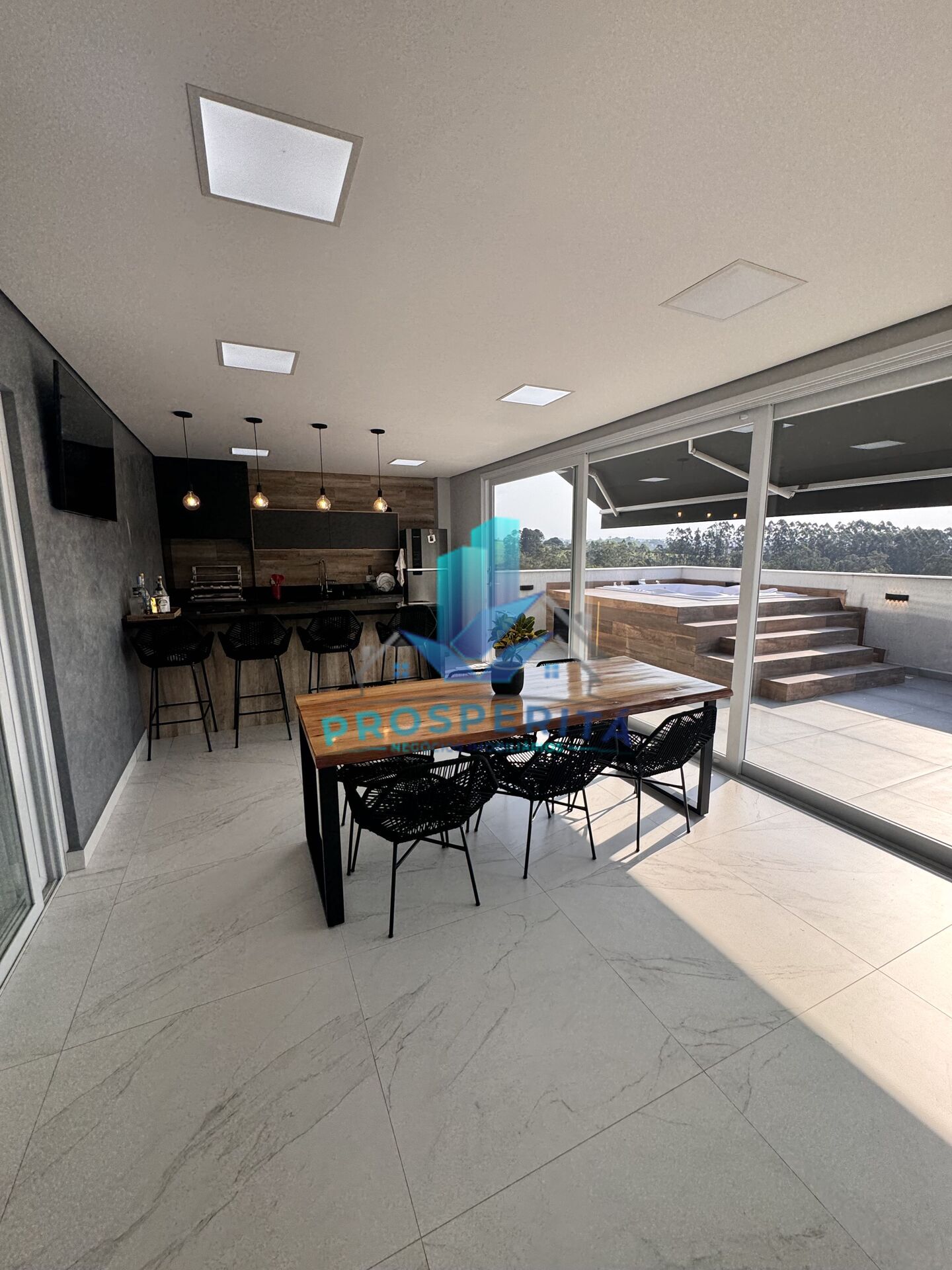 Casa à venda com 4 quartos, 242m² - Foto 12