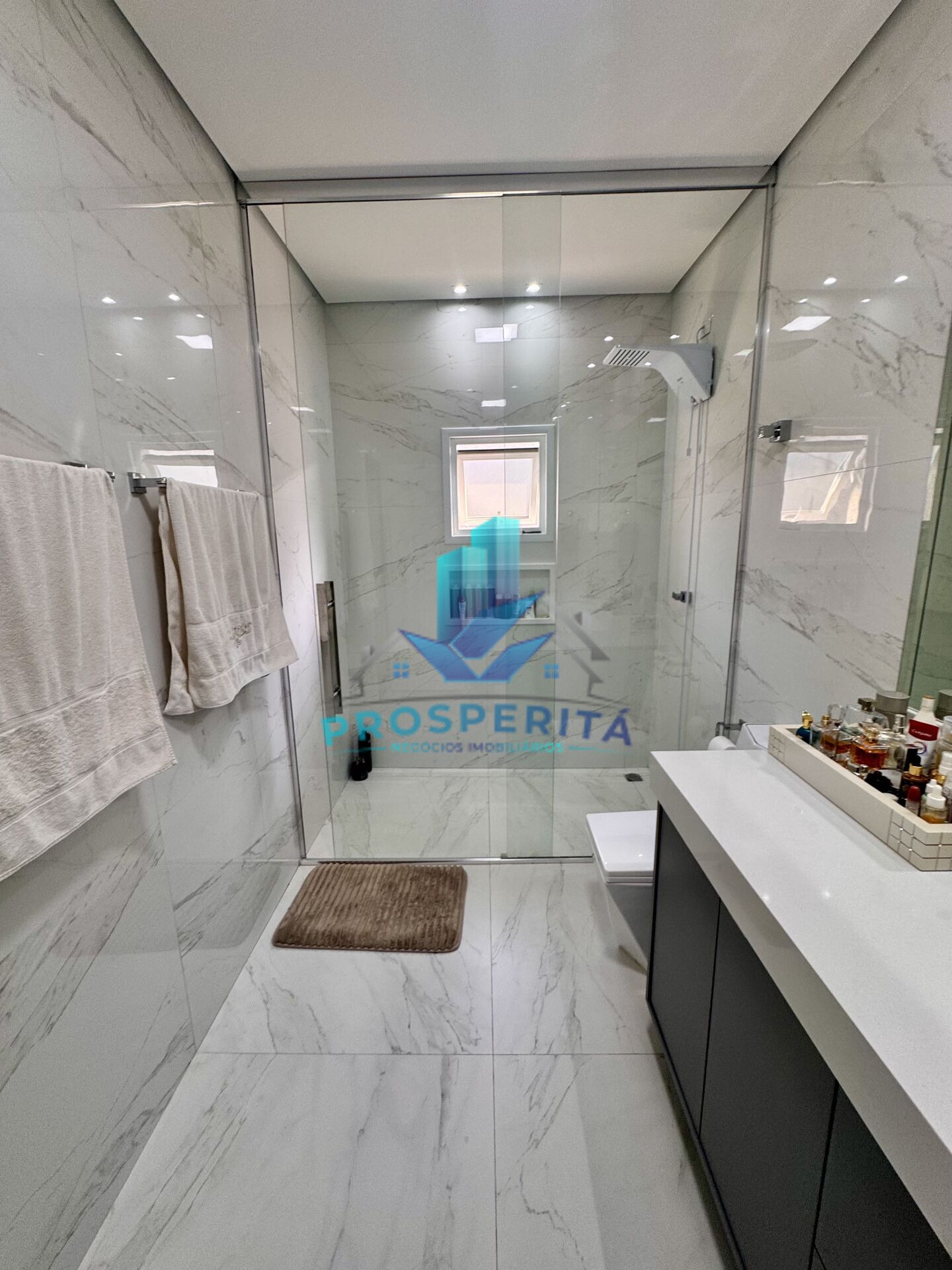 Casa à venda com 4 quartos, 242m² - Foto 41