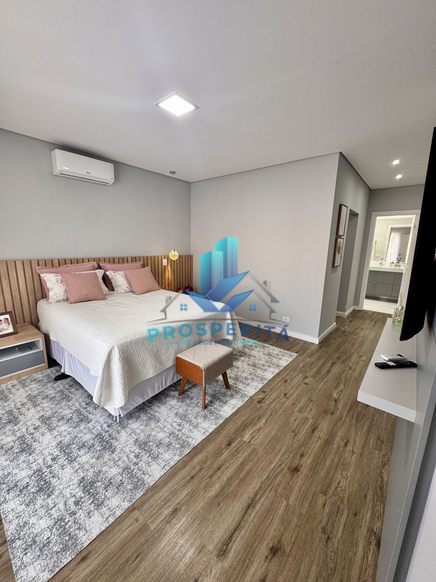 Casa à venda com 4 quartos, 242m² - Foto 34
