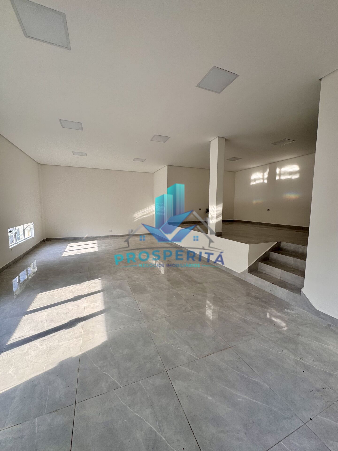 Casa à venda com 4 quartos, 242m² - Foto 50
