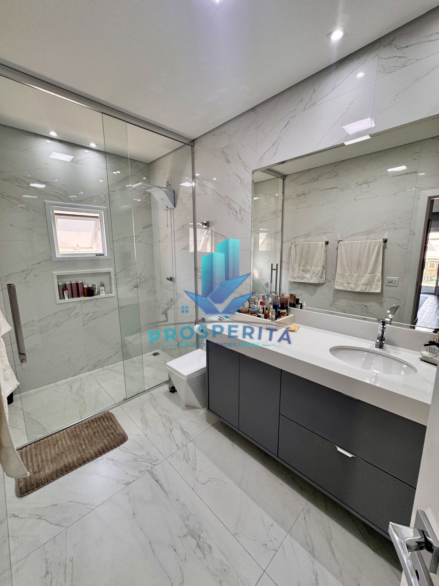 Casa à venda com 4 quartos, 242m² - Foto 40