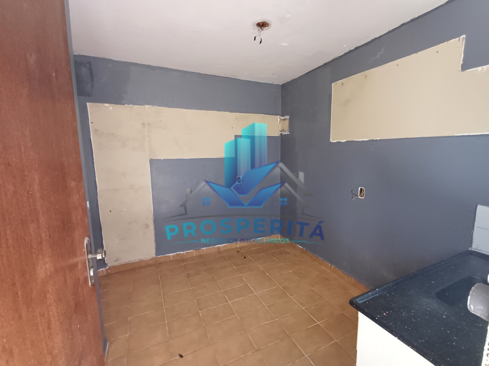 Casa à venda com 2 quartos, 90m² - Foto 15