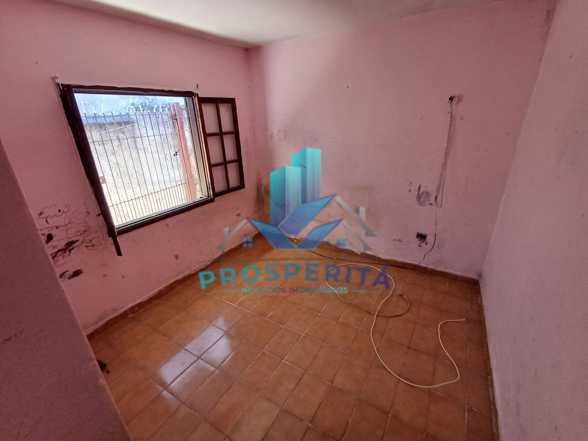 Casa à venda com 2 quartos, 90m² - Foto 12