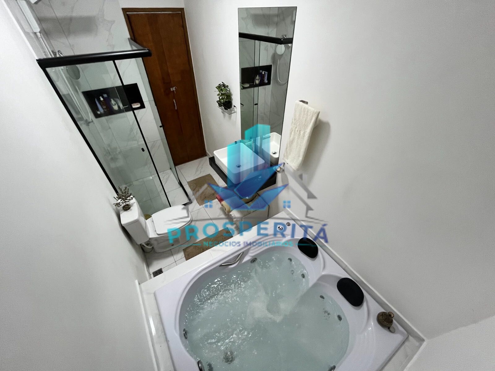 Casa à venda com 3 quartos, 242m² - Foto 19