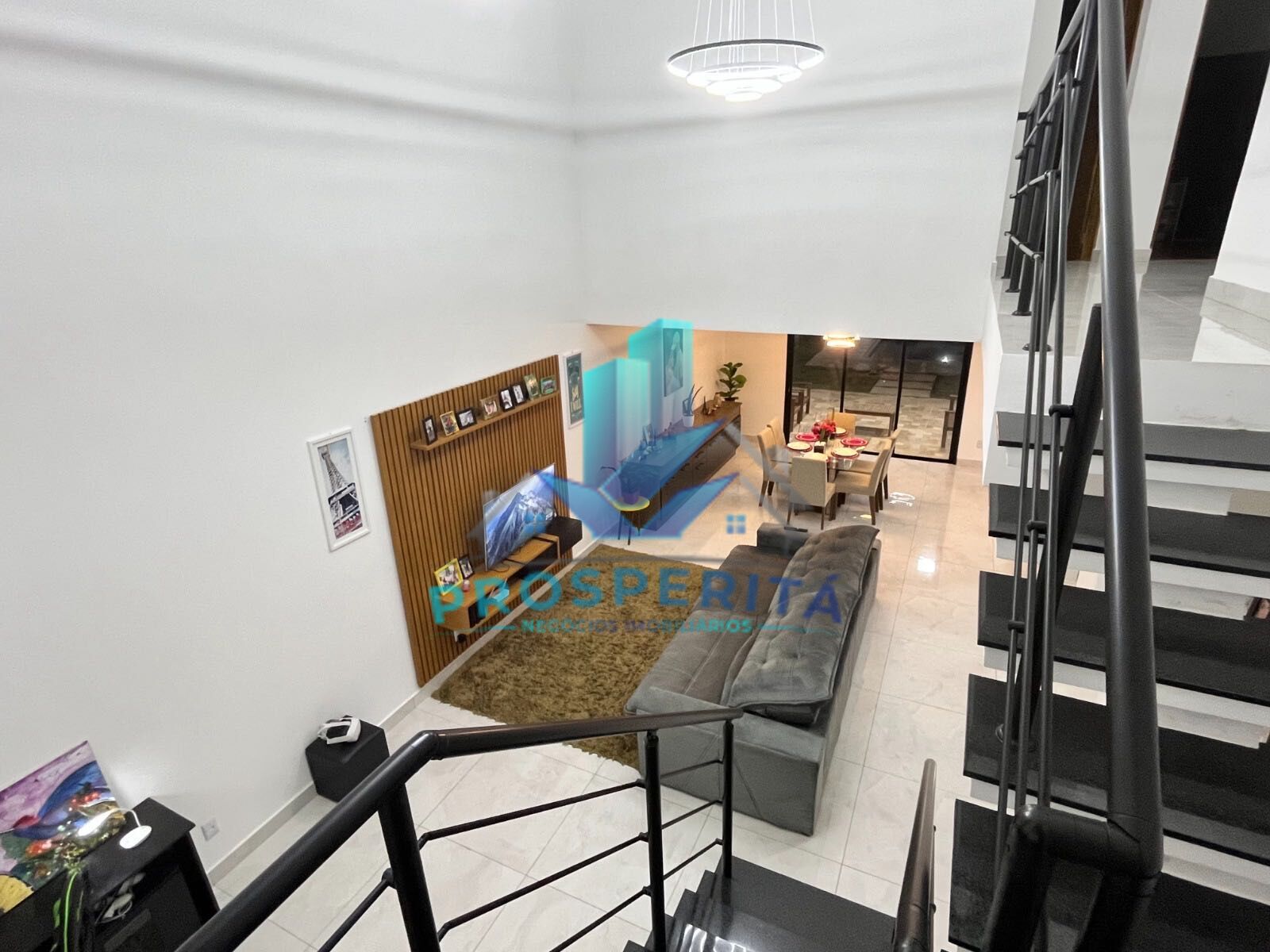Casa à venda com 3 quartos, 242m² - Foto 12