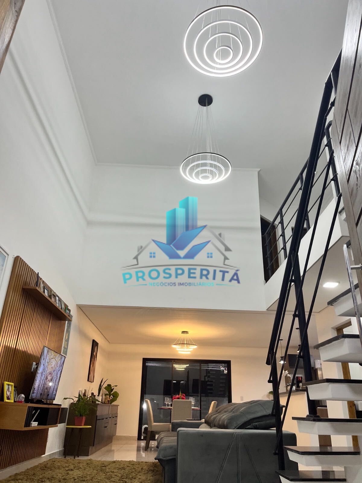 Casa à venda com 3 quartos, 242m² - Foto 11