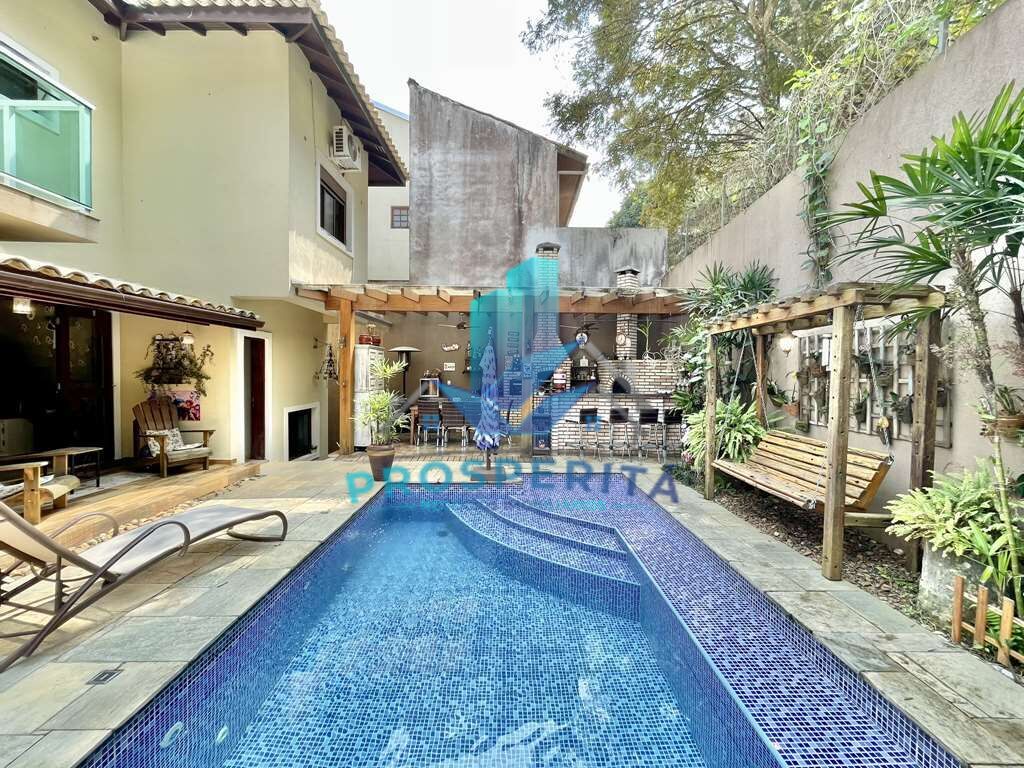 Casa à venda com 3 quartos, 323m² - Foto 43