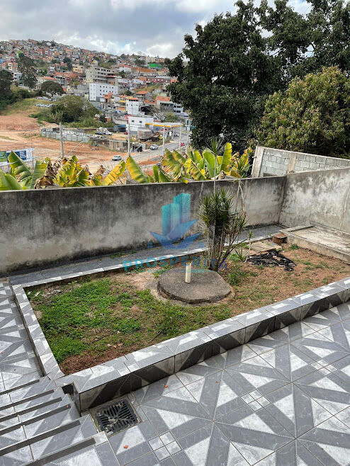 Casa à venda com 2 quartos, 200m² - Foto 21