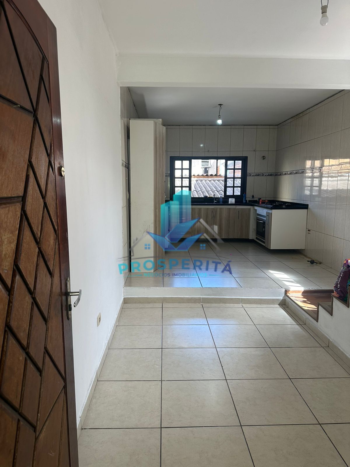 Casa para alugar com 2 quartos, 125m² - Foto 4