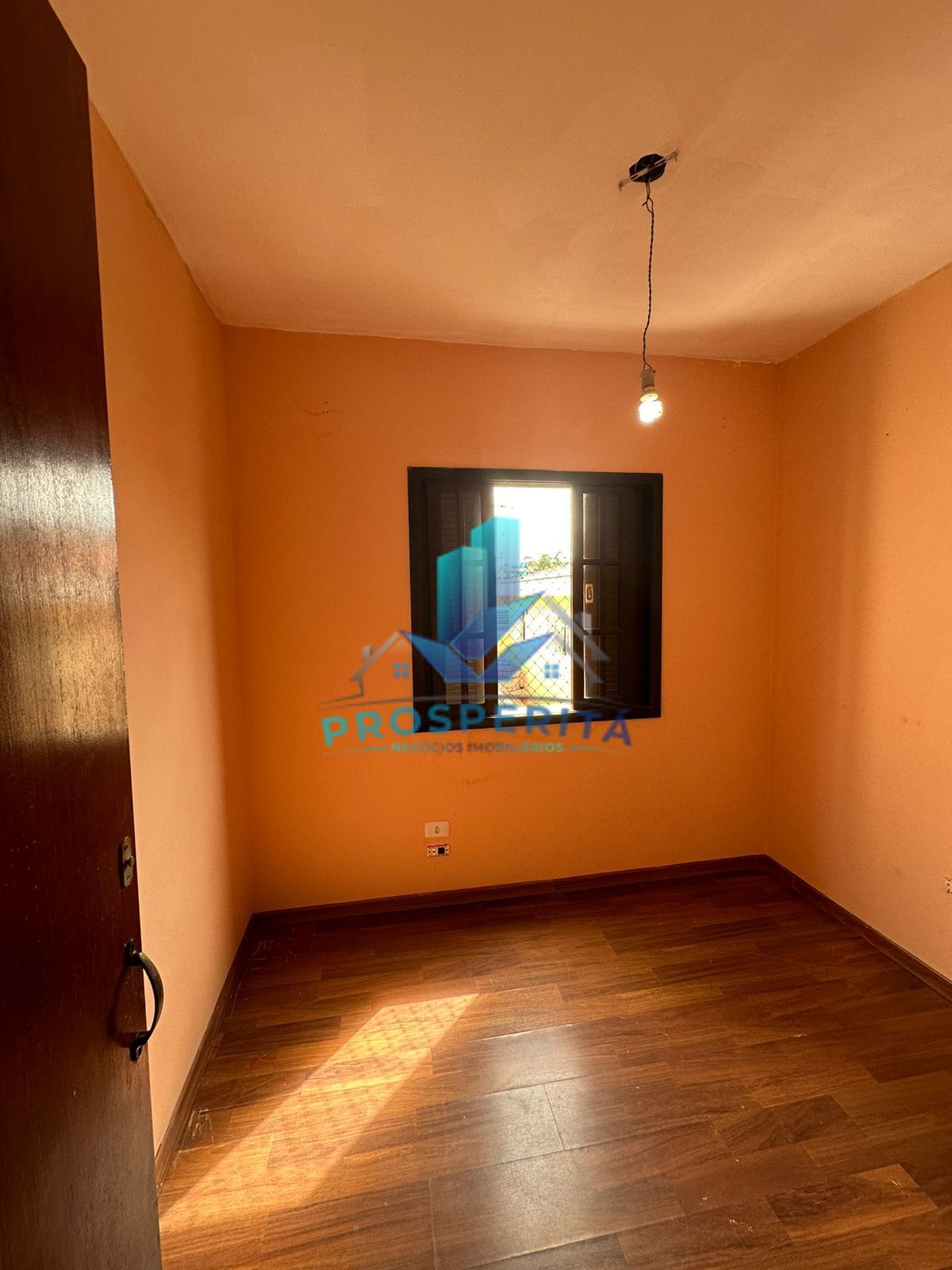 Casa para alugar com 2 quartos, 125m² - Foto 13