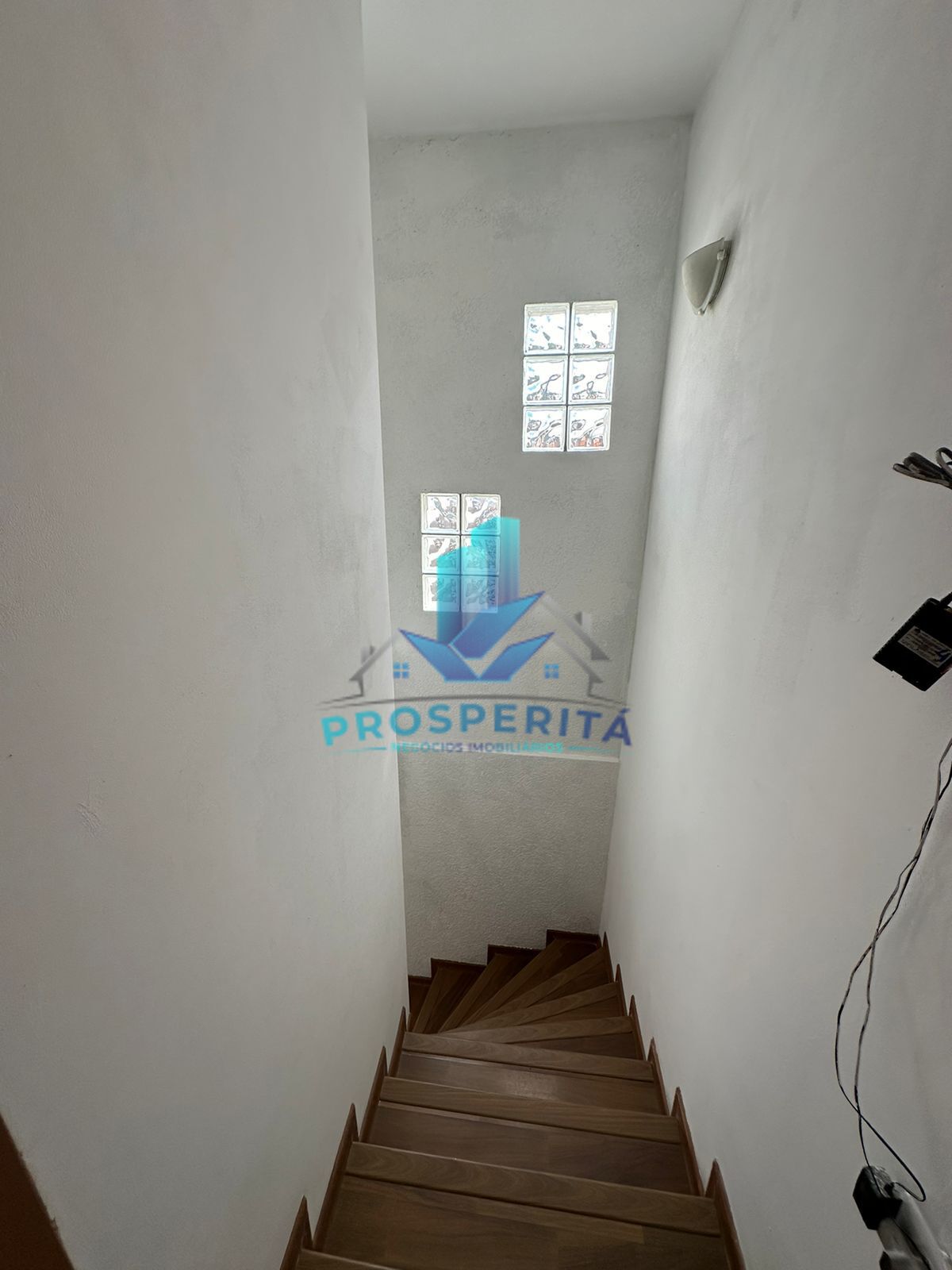 Casa para alugar com 2 quartos, 125m² - Foto 11