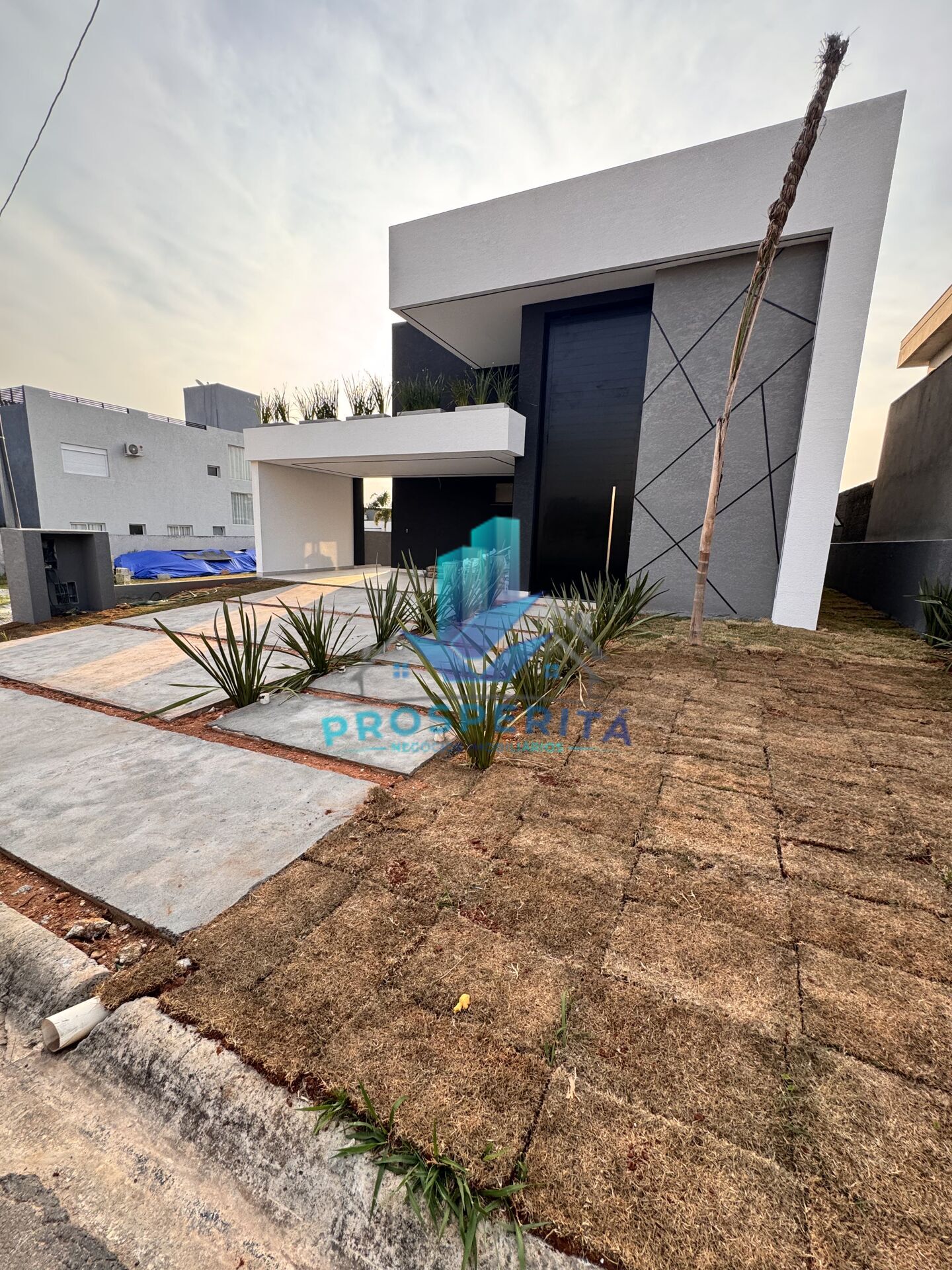 Casa, 3 quartos, 280 m² - Foto 1