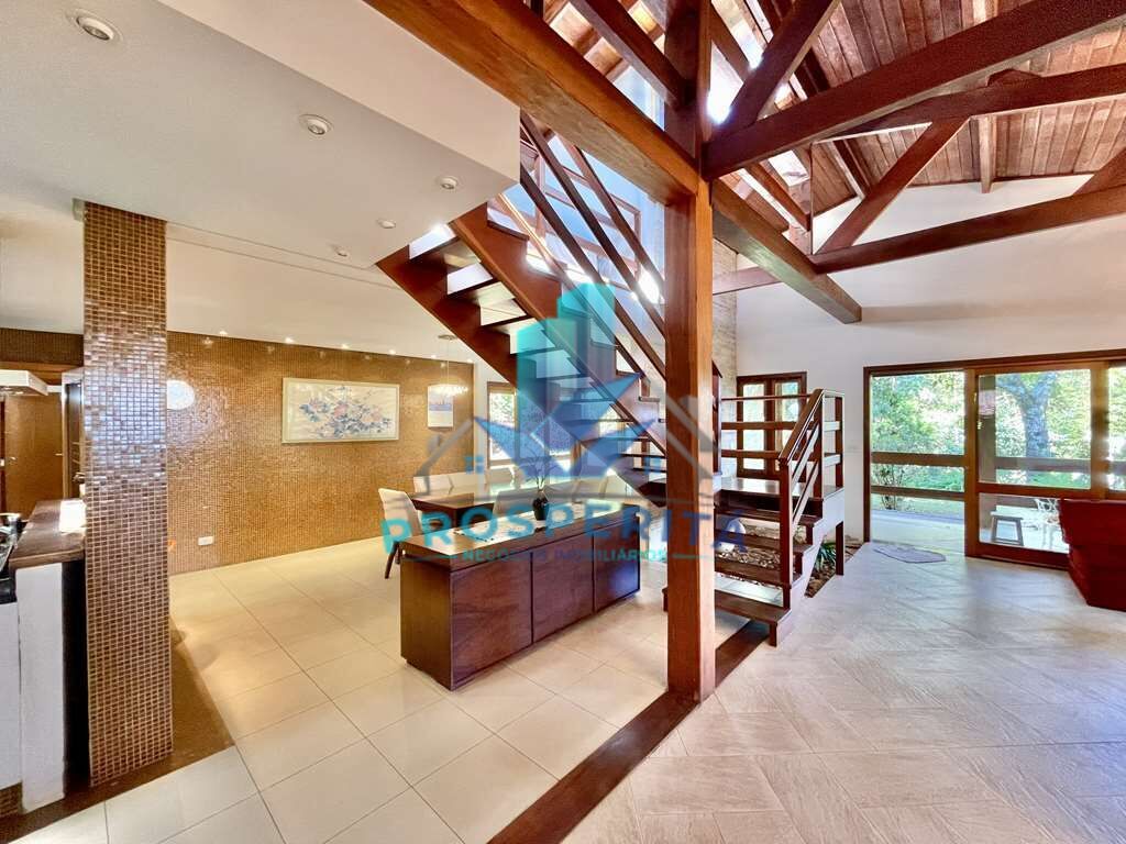 Casa à venda com 5 quartos, 446m² - Foto 7