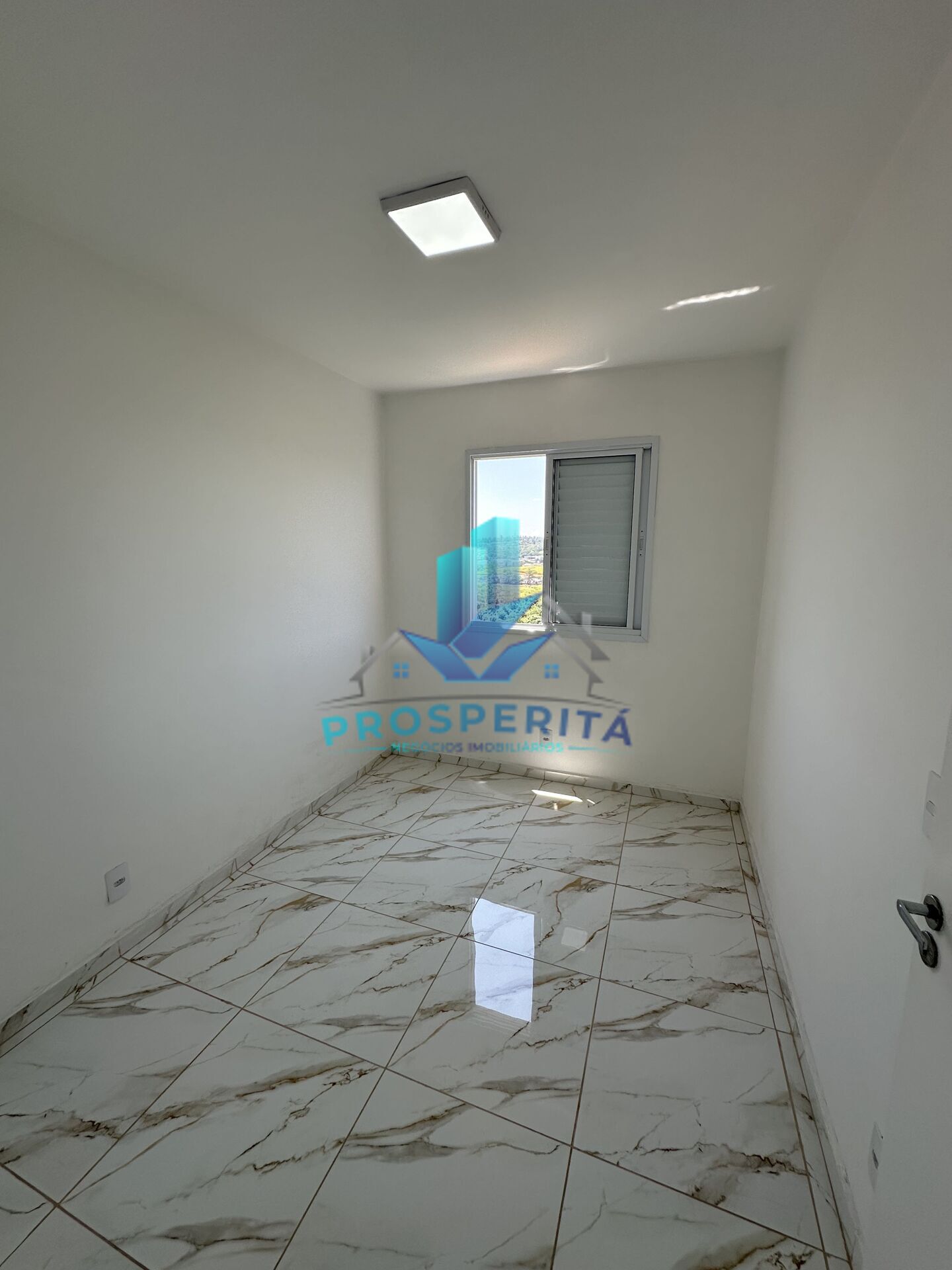 Apartamento à venda com 2 quartos, 48m² - Foto 10