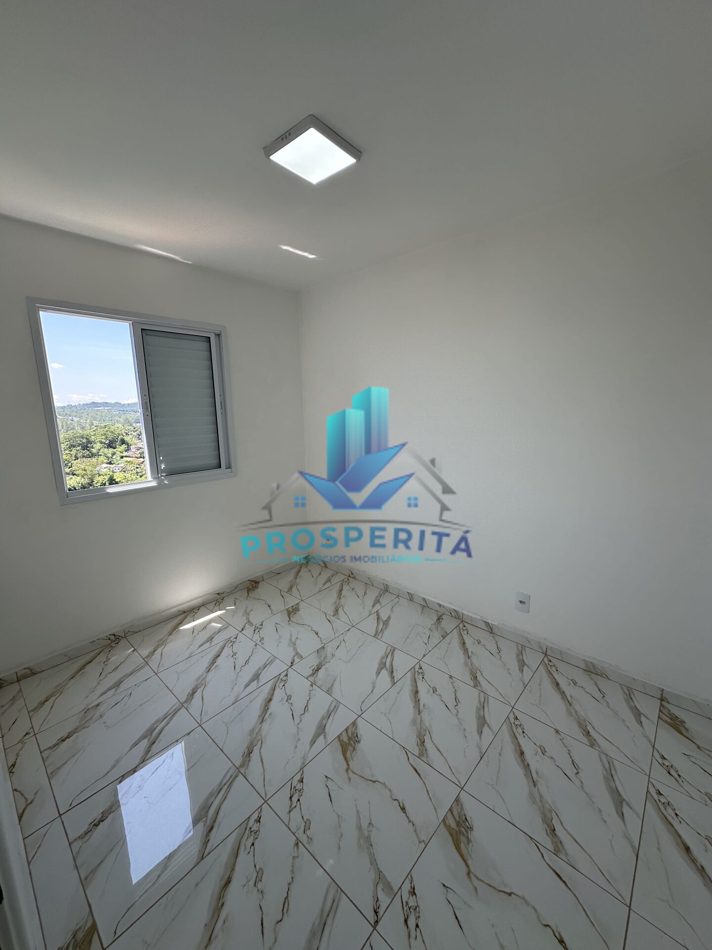 Apartamento à venda com 2 quartos, 48m² - Foto 11