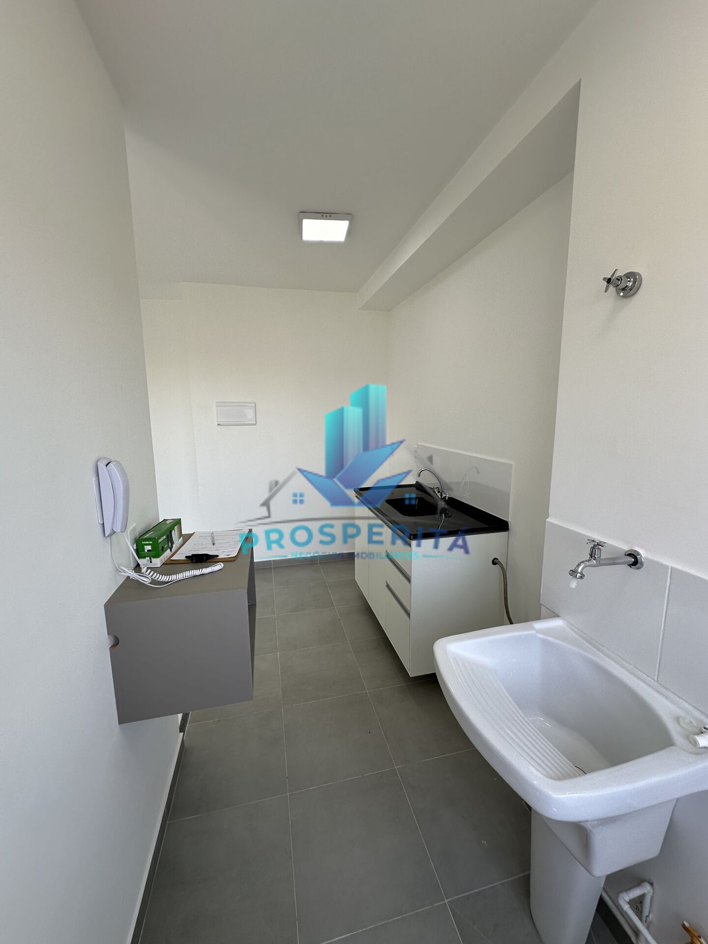 Apartamento à venda com 2 quartos, 48m² - Foto 4