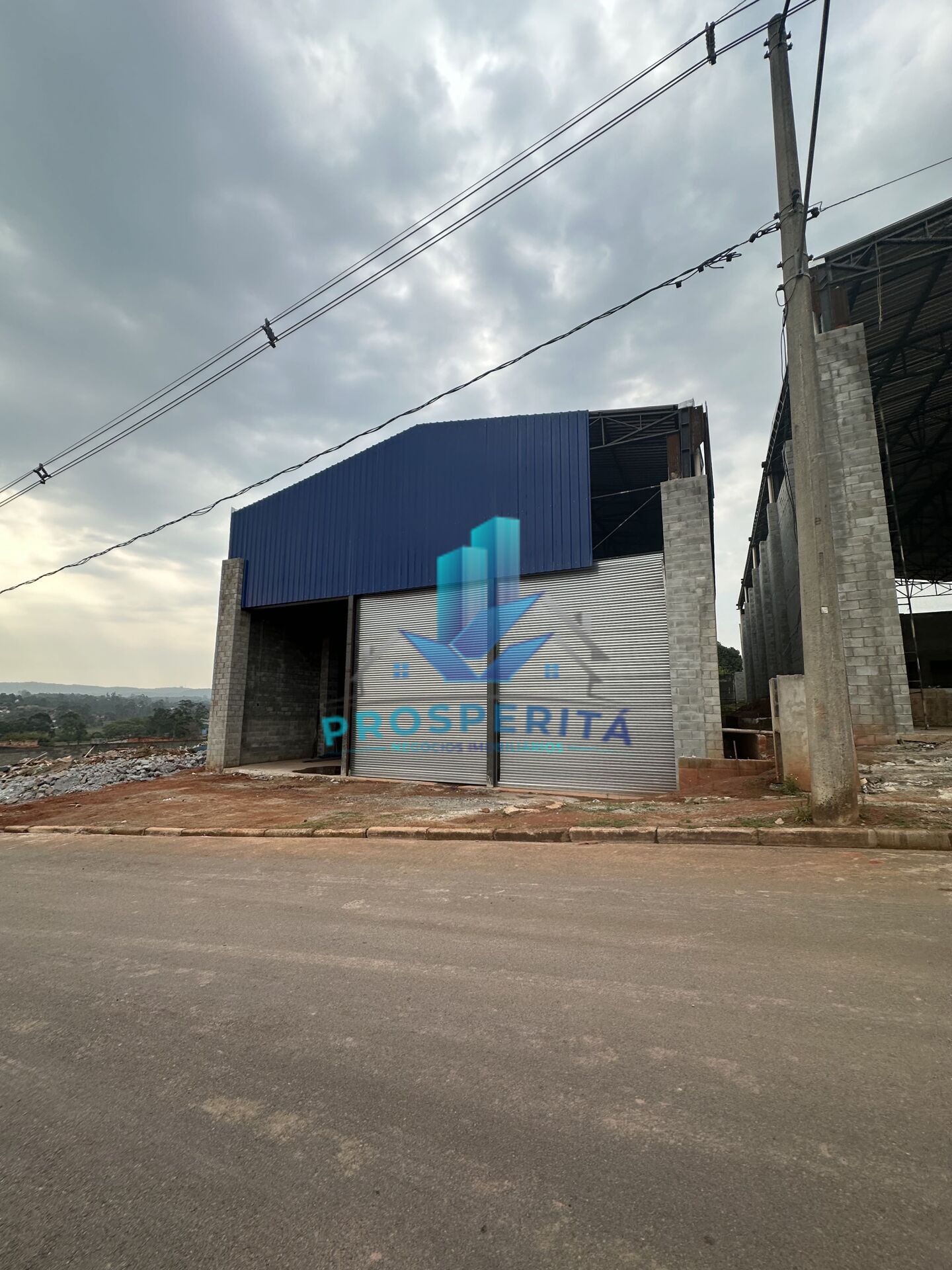 Depósito-Galpão-Armazém para alugar, 1000m² - Foto 2