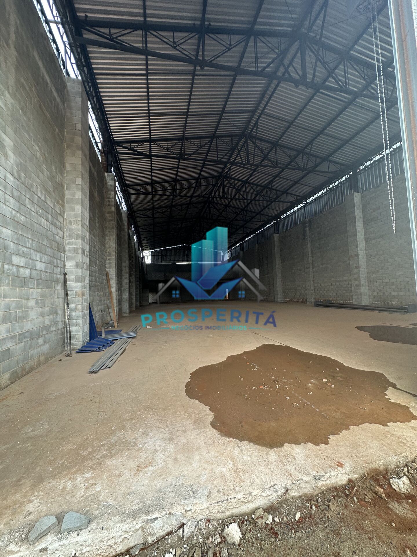 Depósito-Galpão-Armazém para alugar, 1000m² - Foto 3