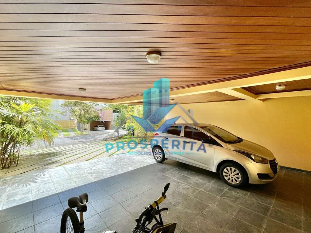 Casa à venda com 3 quartos, 390m² - Foto 3