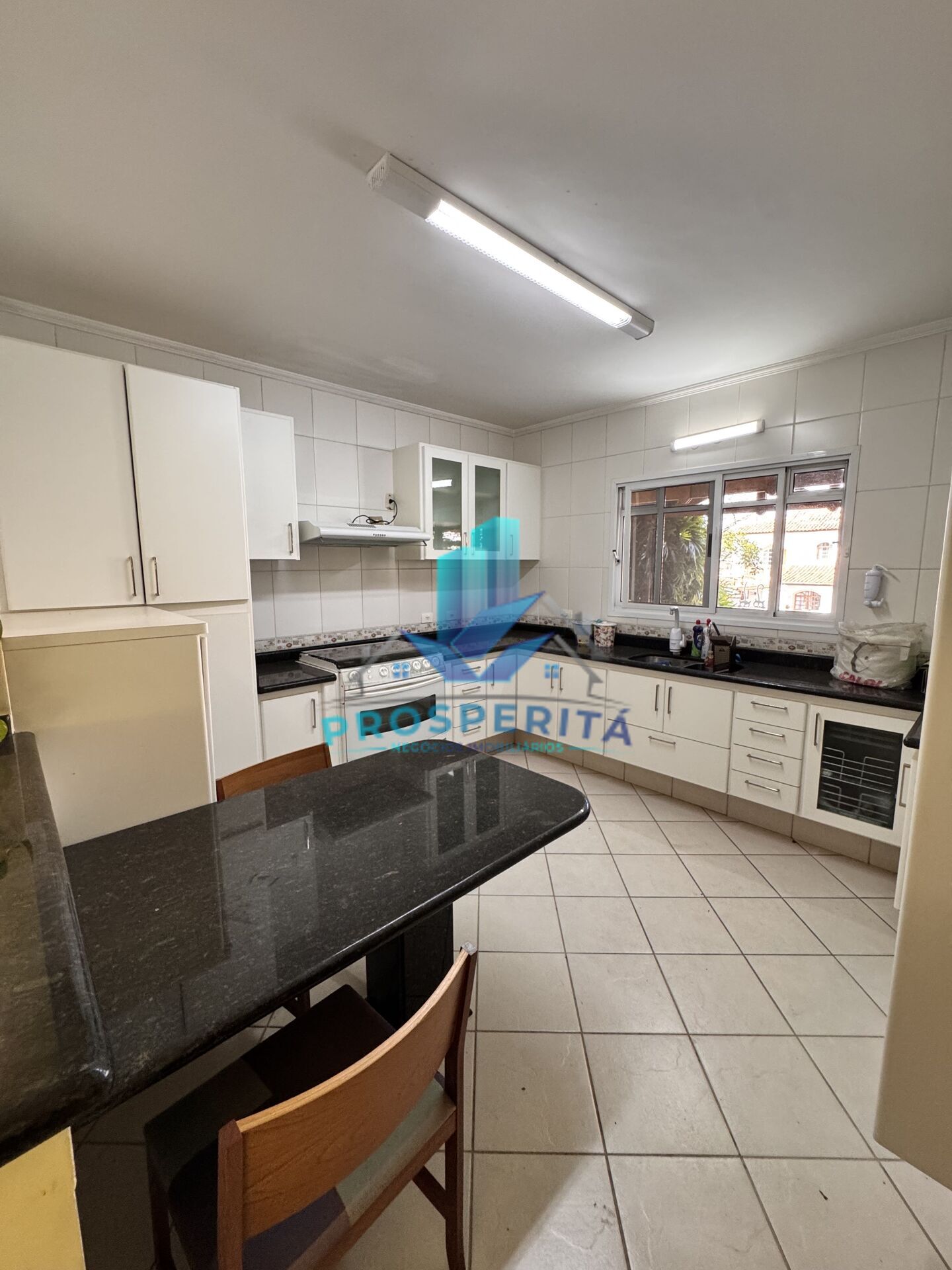 Casa, 3 quartos, 210 m² - Foto 6