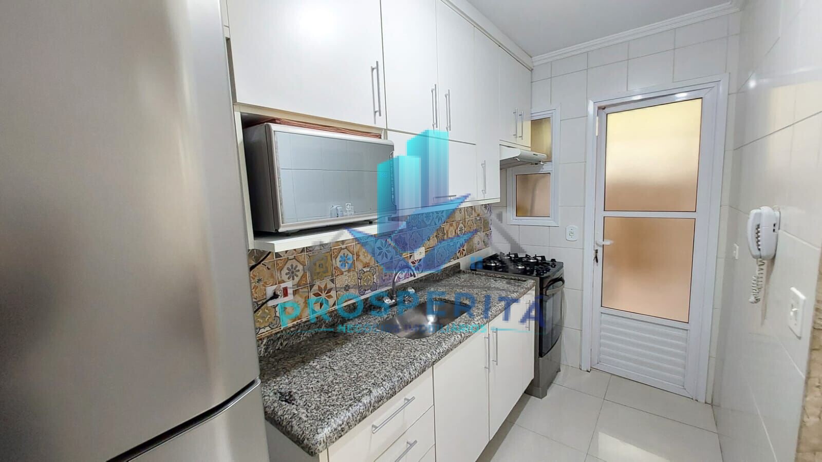 Sobrado à venda com 2 quartos, 72m² - Foto 11